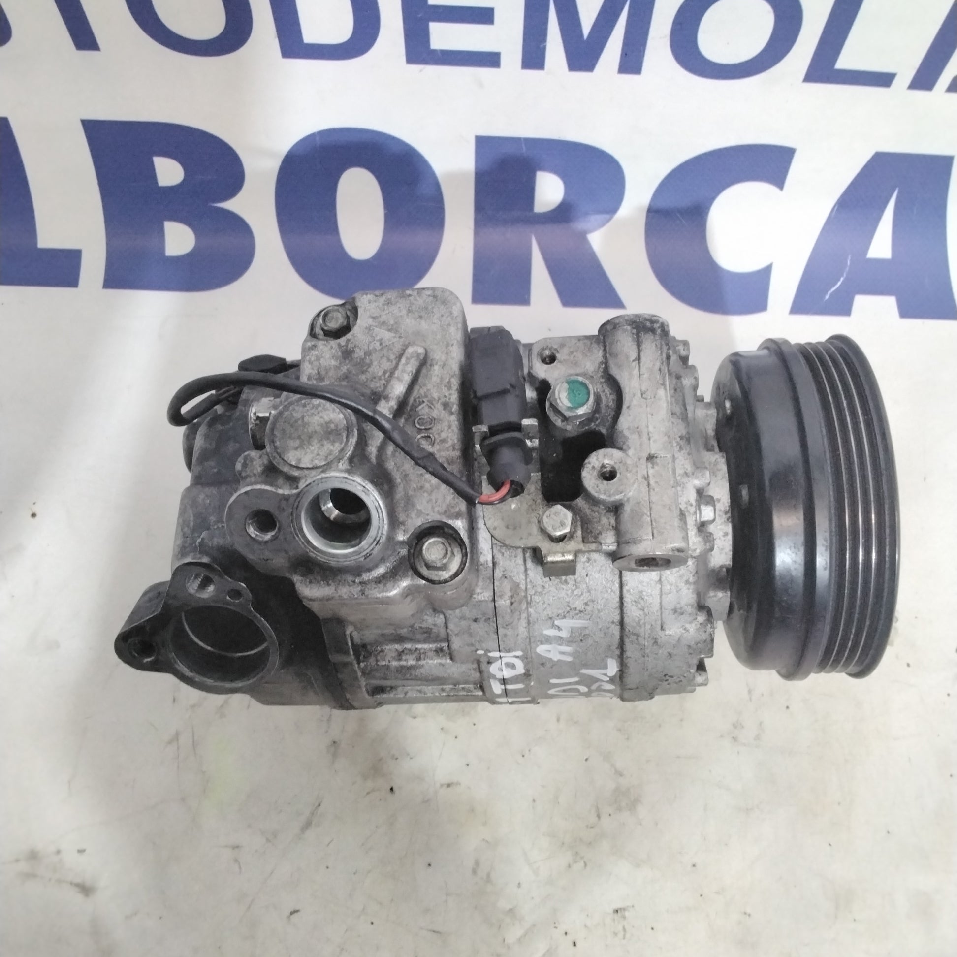 Air conditioning compressor Audi A4 B6 1.9 TDI year 2001 code:4471805370