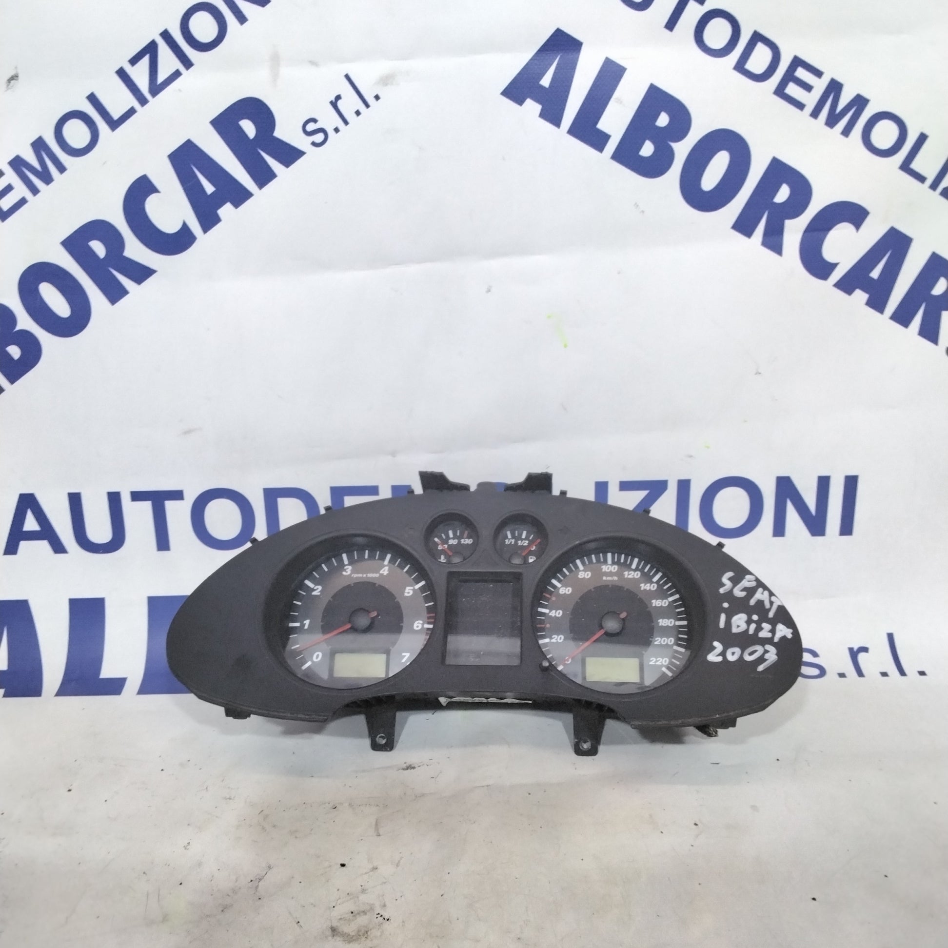 Quadro strumento /contachilometri seat ibiza 1.4 benzina anno 2003 codice:88311333