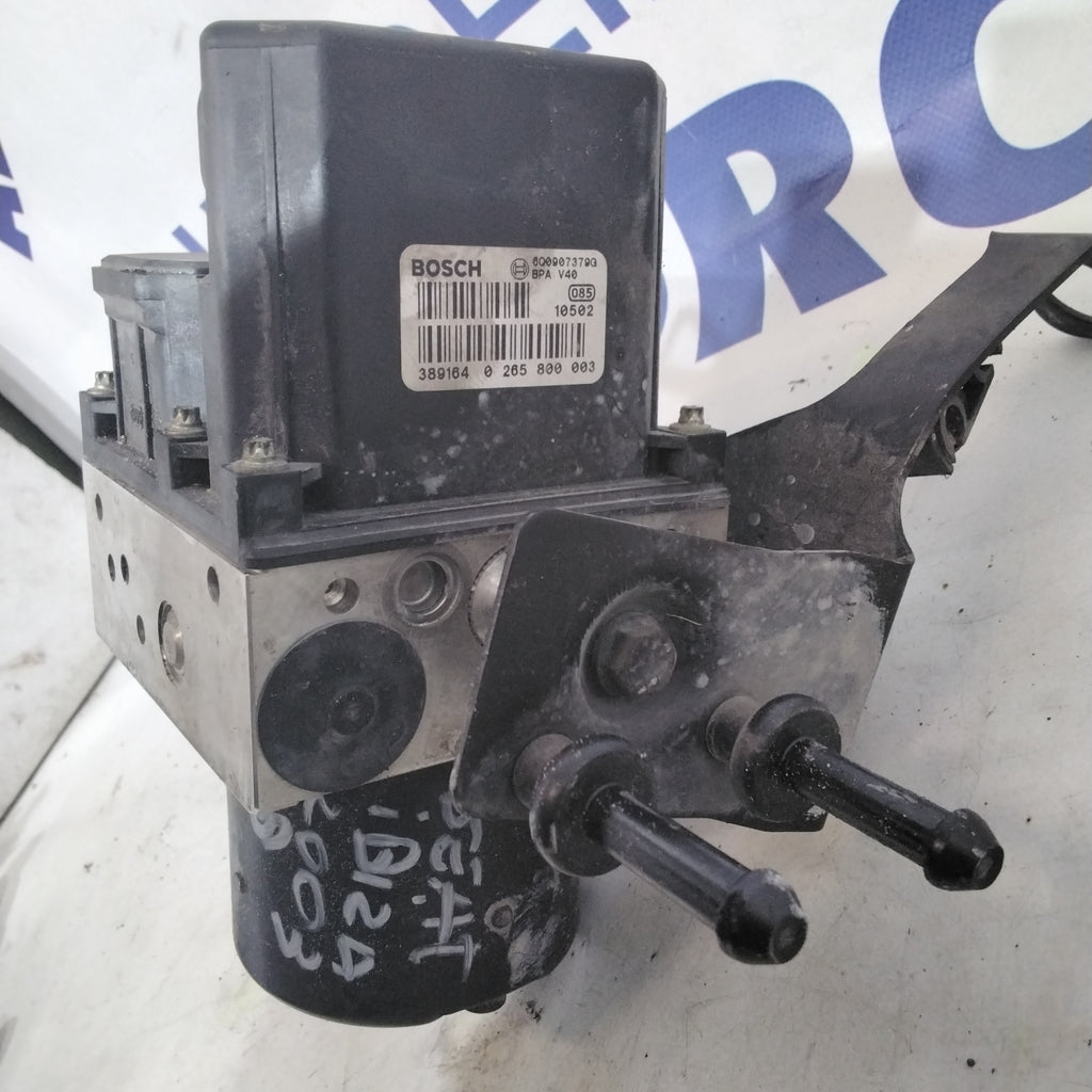 Bomba unidad ABS Seat Ibiza 1.4 gasolina año 2003 código: 0265800003