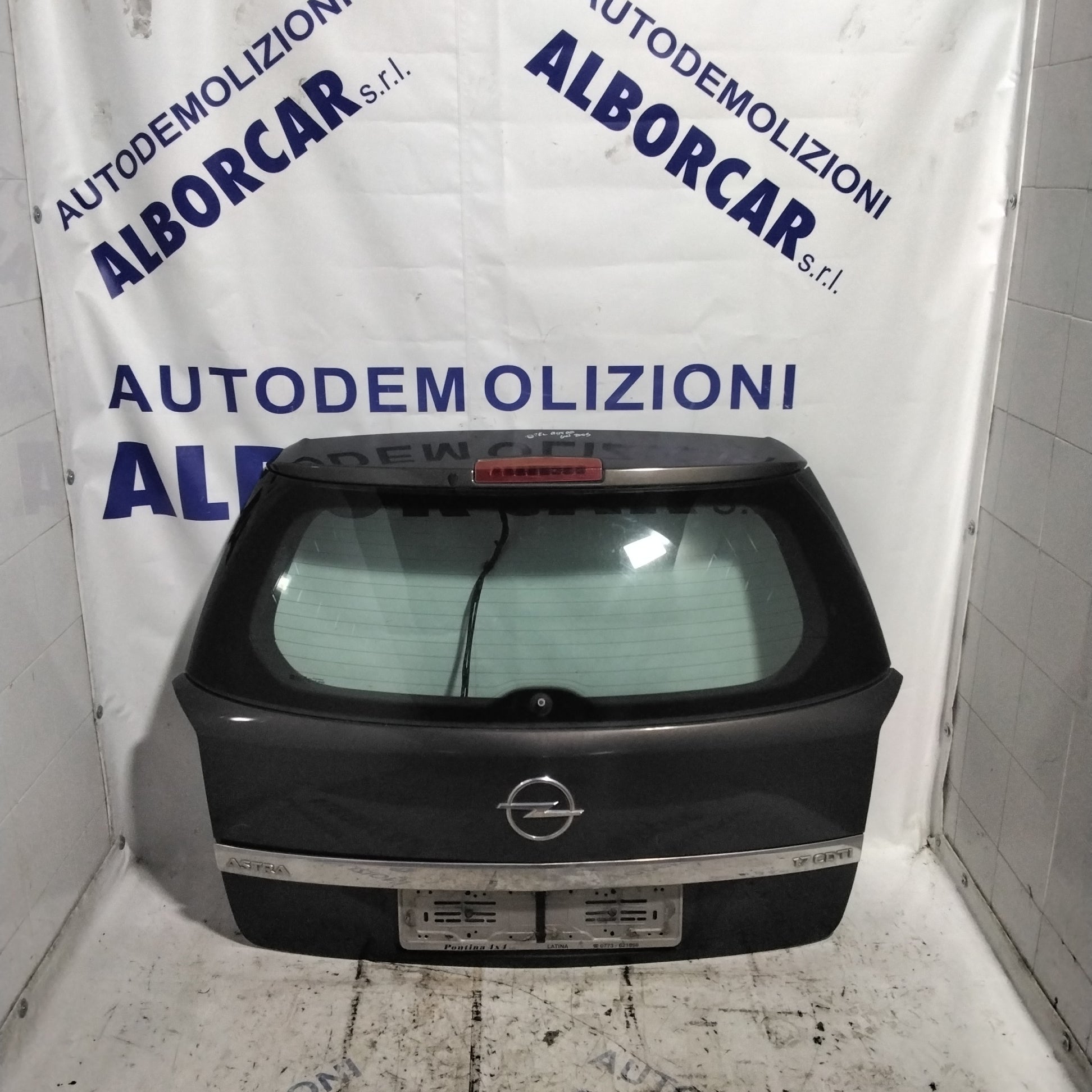 Cofano posteriore opel astra sw anno 2005