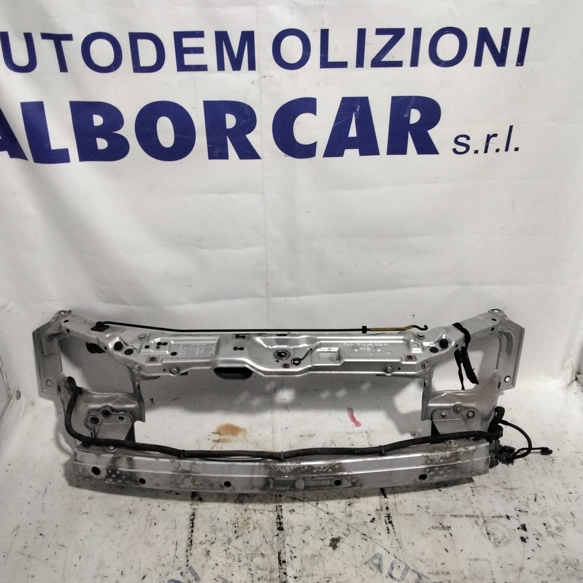Grille with crossmember Opel Tigra year 2004