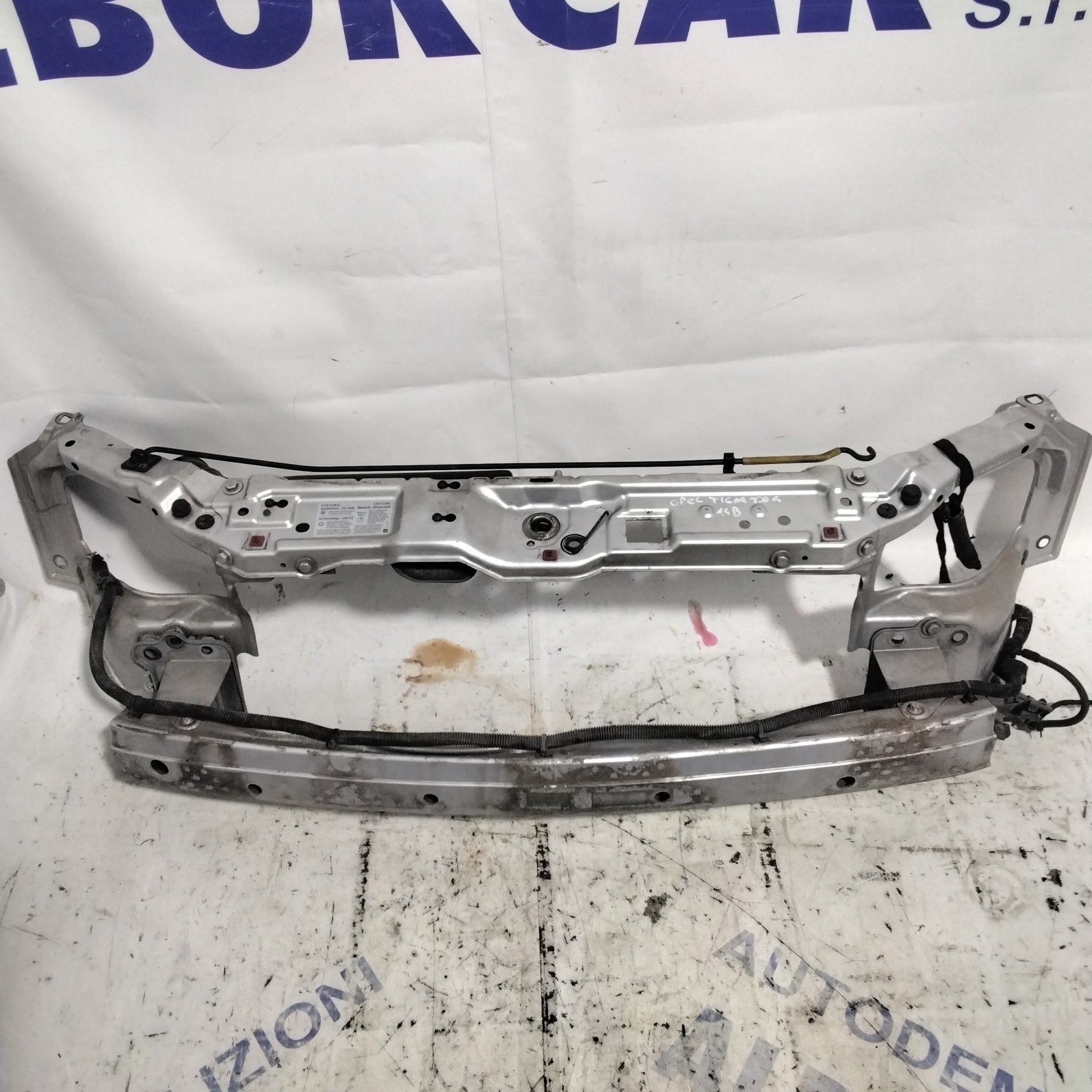 Grille with crossmember Opel Tigra year 2004