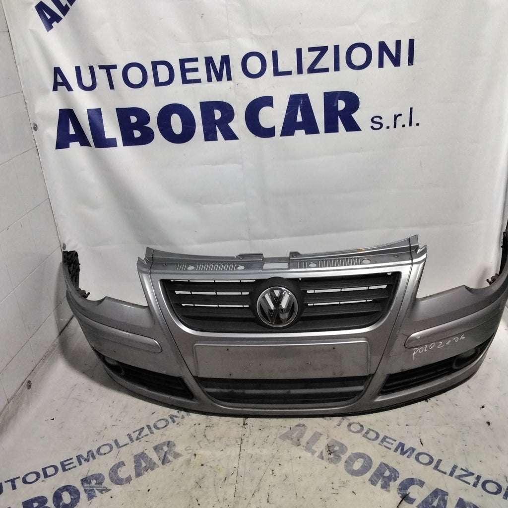 Front bumper Volkswagen Polo year 2006