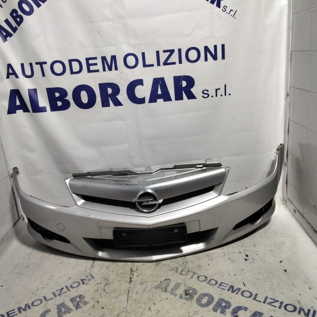 Front bumper Opel Tigra year 2005