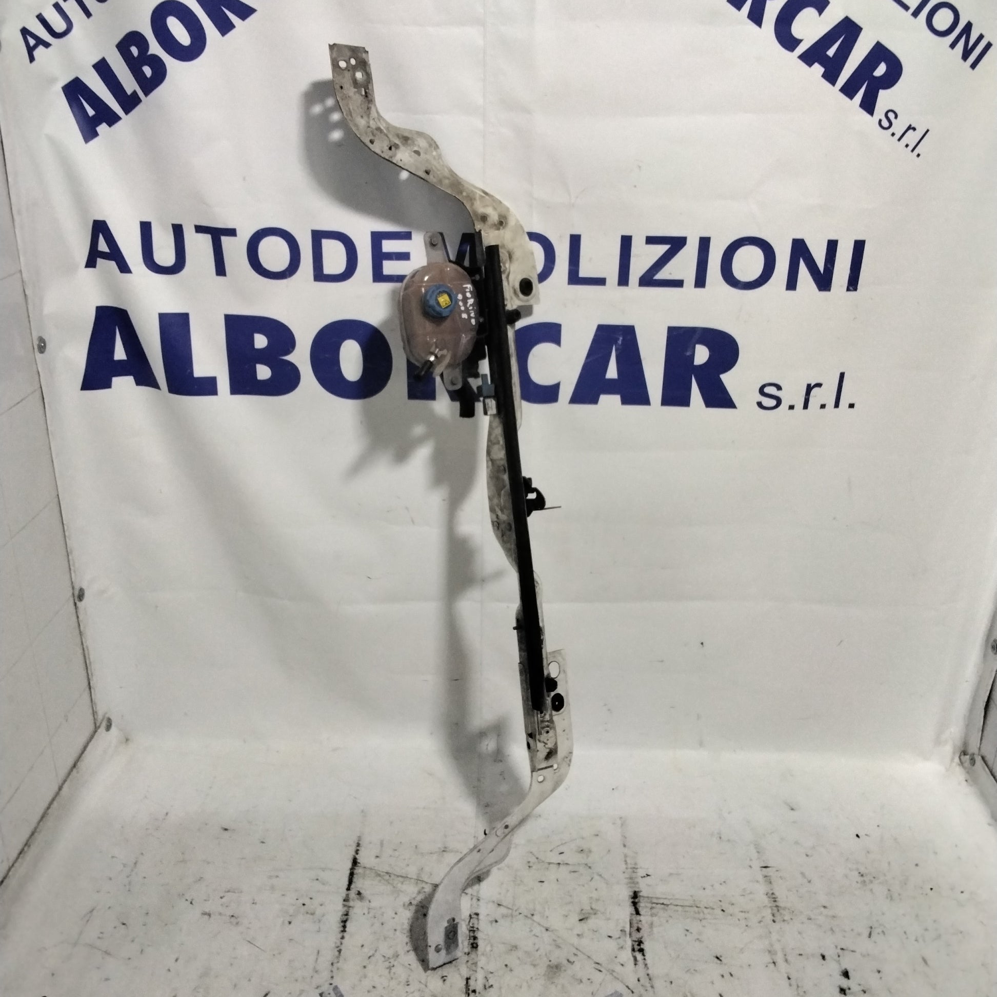 Fiat Fiorino 2008 bonnet slam panel