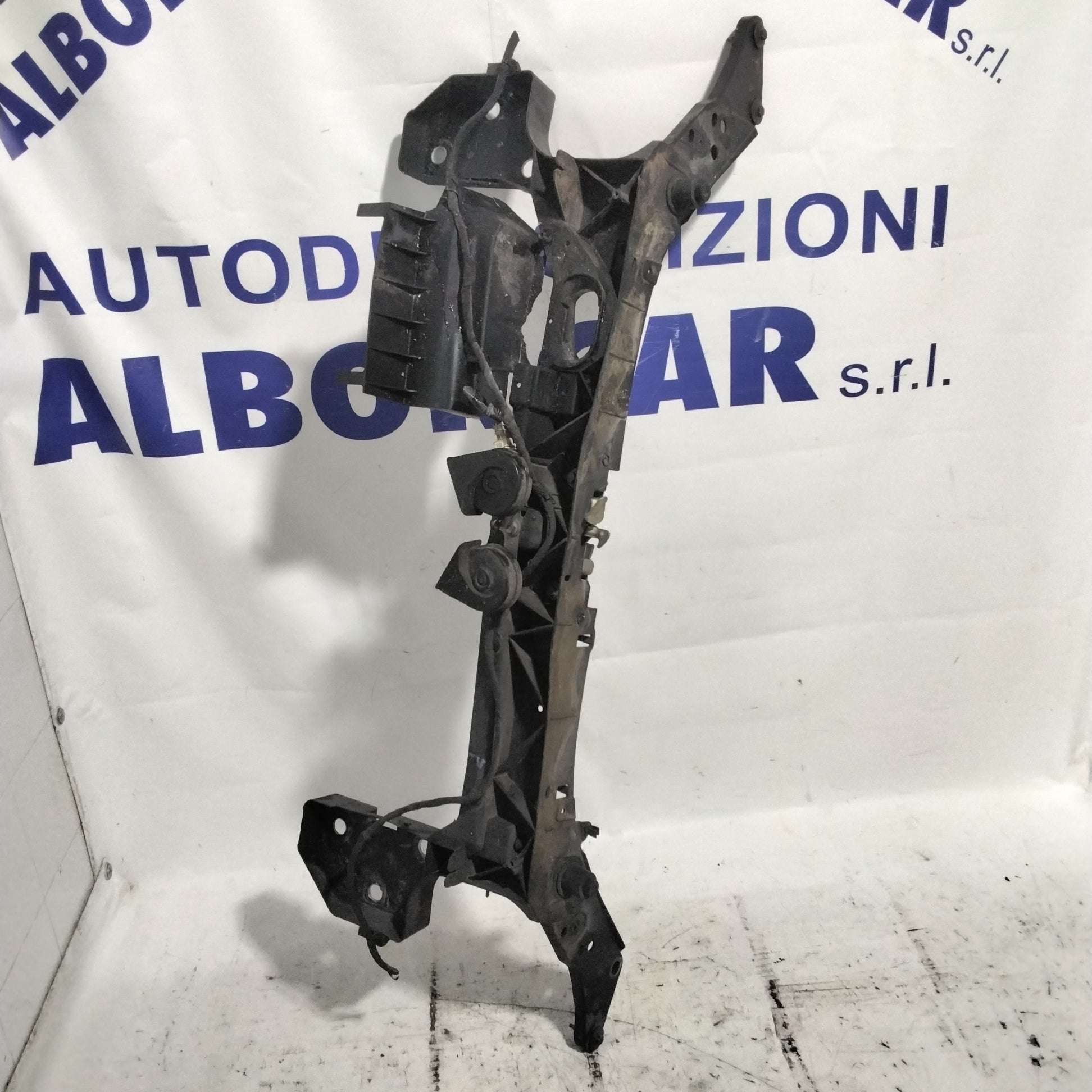 Front bonnet stay Renault Clio year 2006
