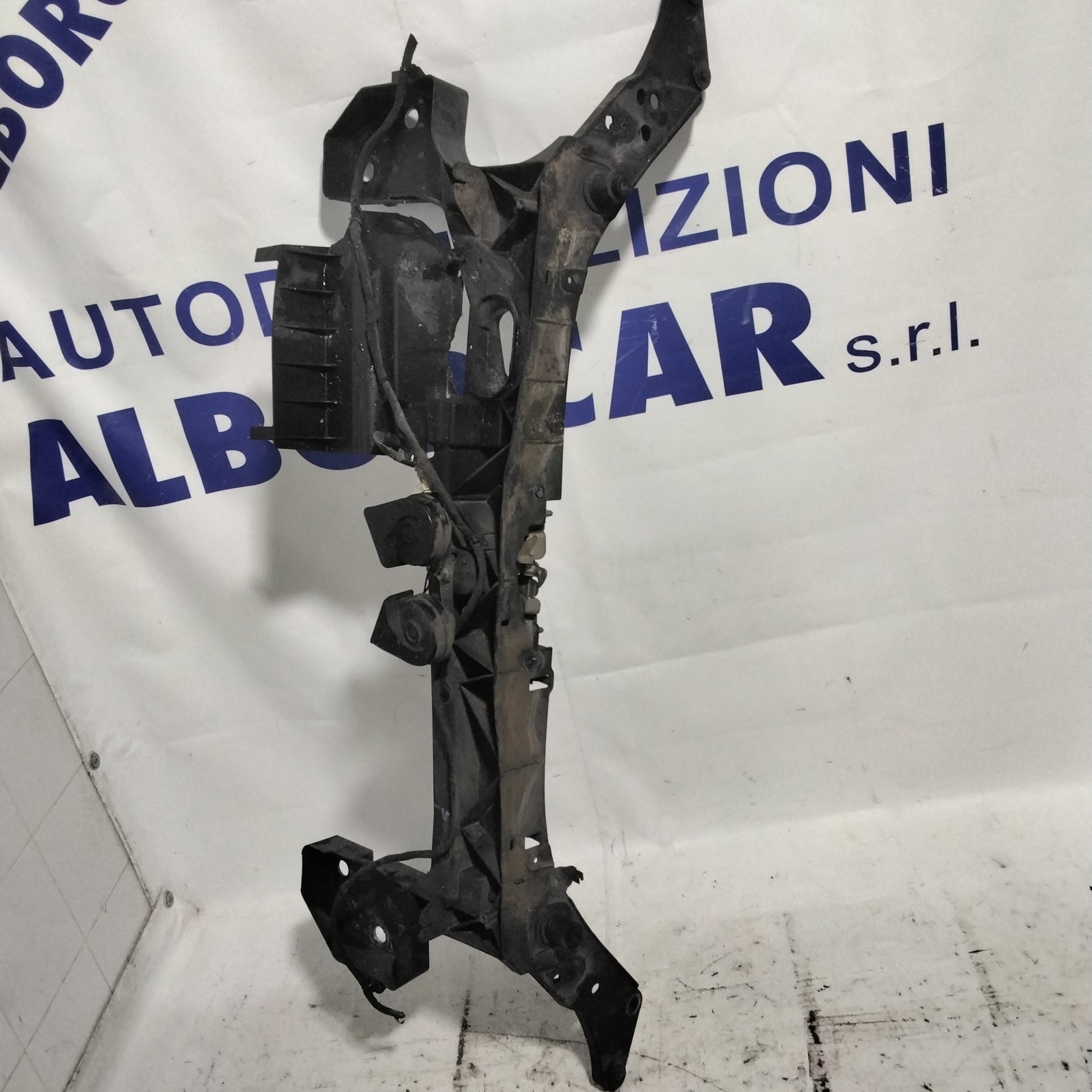 Front bonnet stay Renault Clio year 2006
