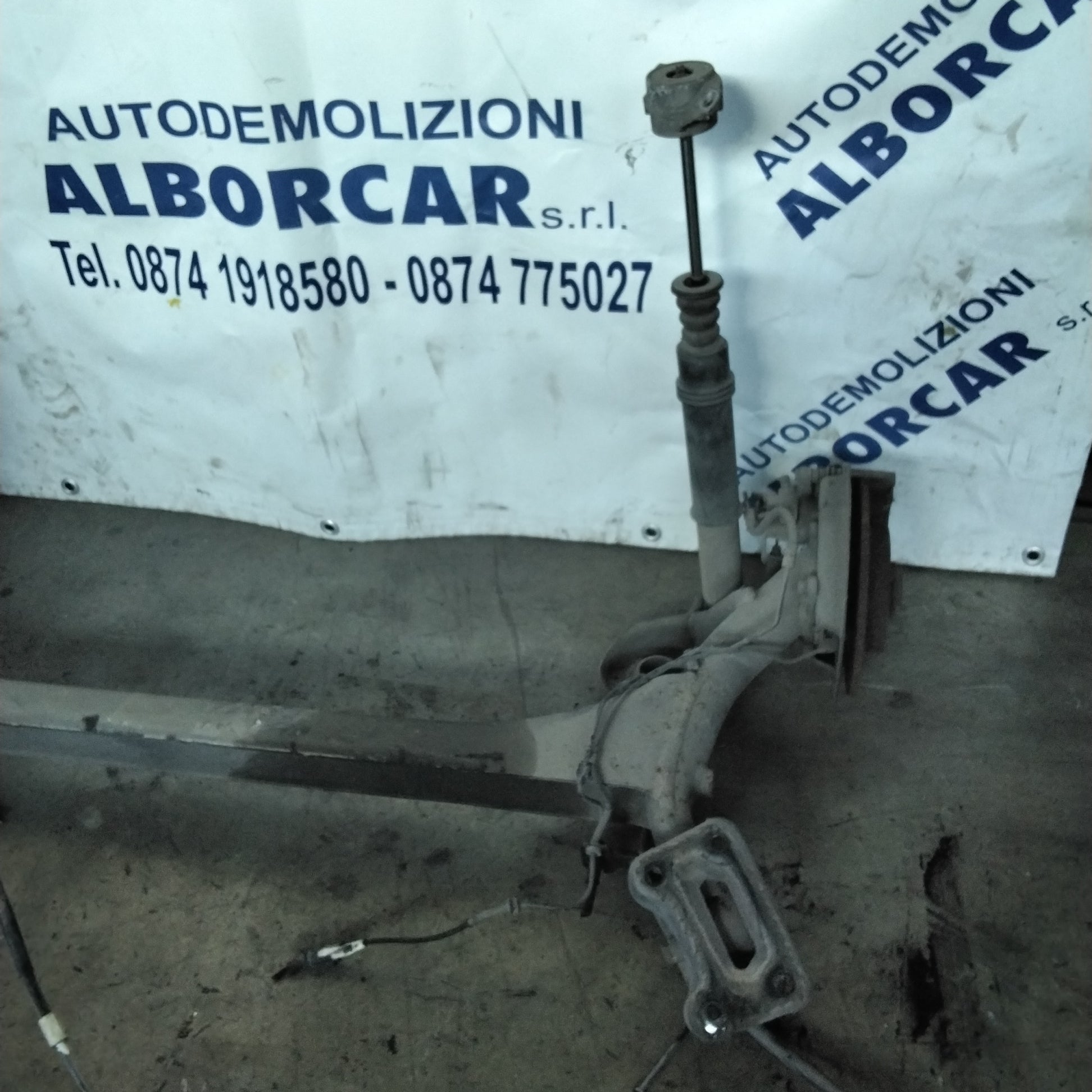 Ponte posteriore citroen c4 1.4 benzina anno 2006