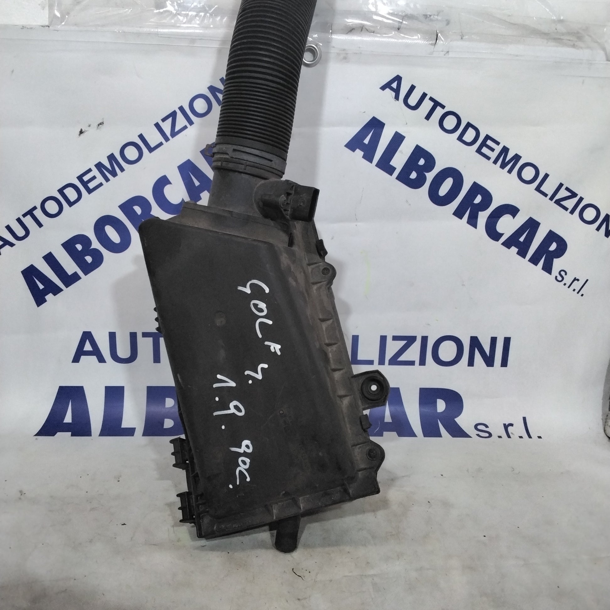 Porta filtro aria con debimetro  volkswagen golf 4 1.9 tdi 90 cv anno 2001 codice 1J0129607M