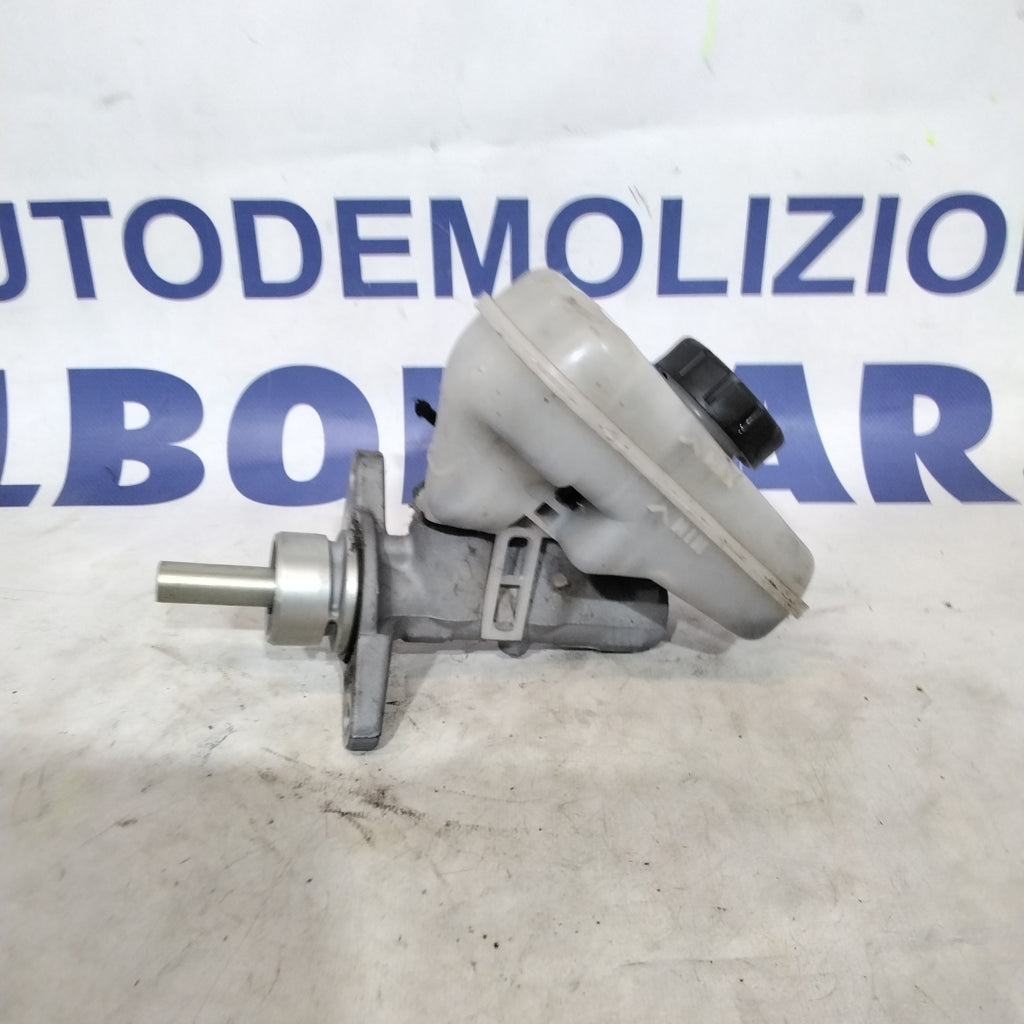 Bomba de freno Opel Corsa C 1.2 gasolina año 2004