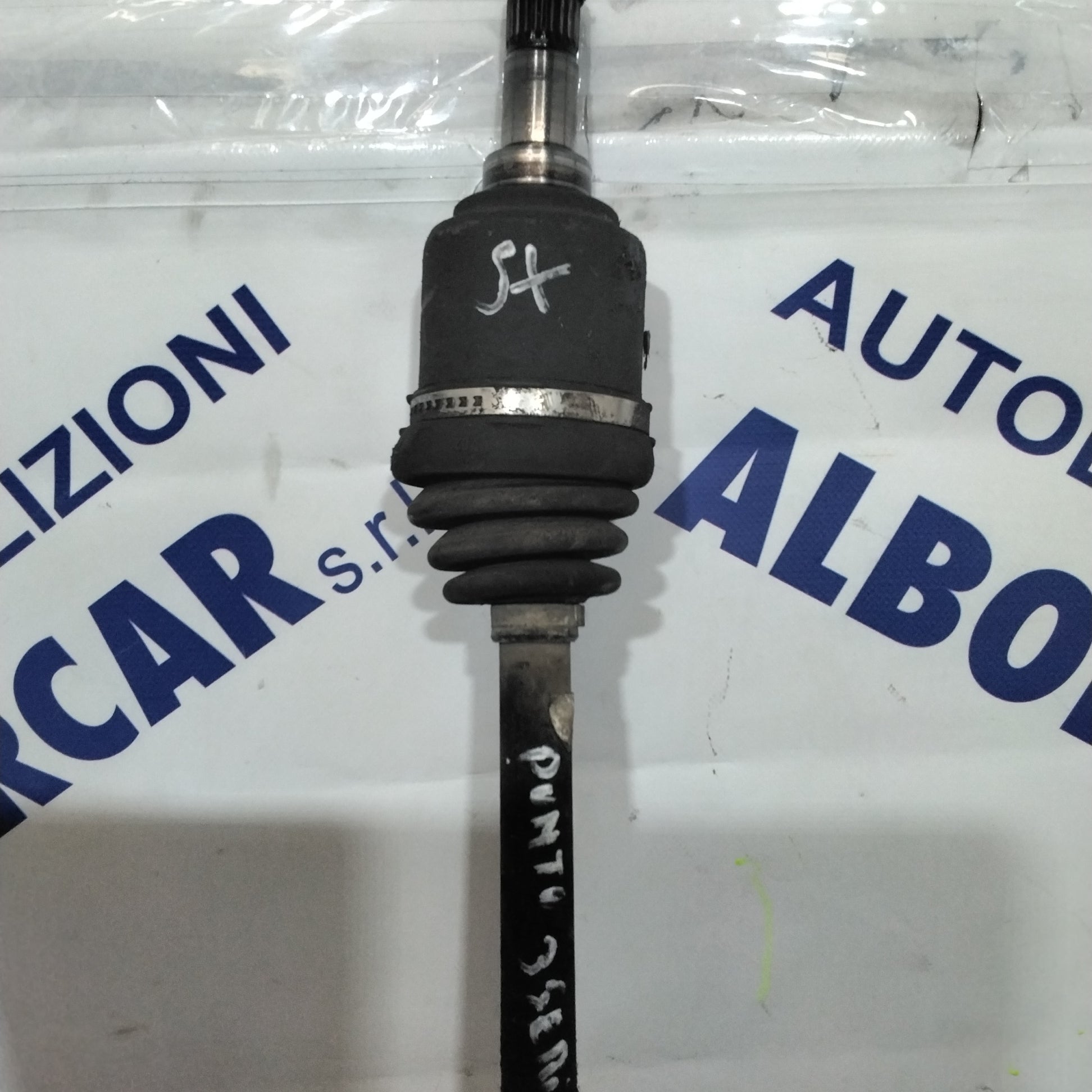 Semiasse sinistra fiat punto 3 serie 1.2 benzina anno 2004