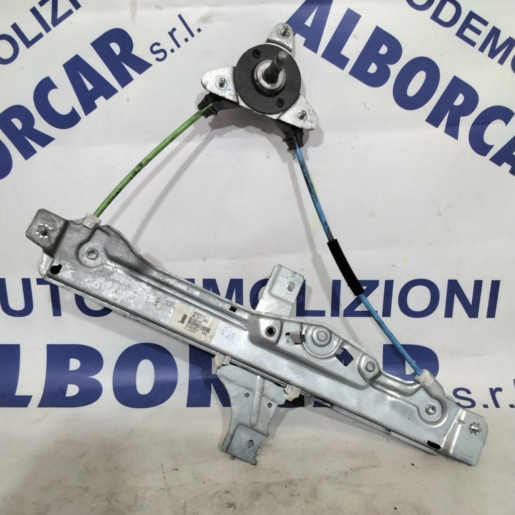 alzavetro posteriore destro peugeot 208  anno 2012 codice:9673153880