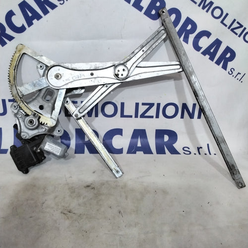 alzavetro posteriore sinistra toyota corolla verso anno 2006 codice 69830-0F020