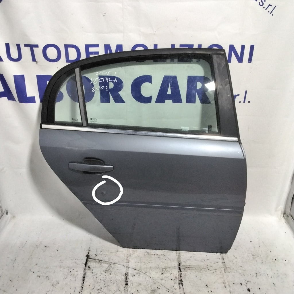 puerta trasera derecha Opel Vectra año 2002