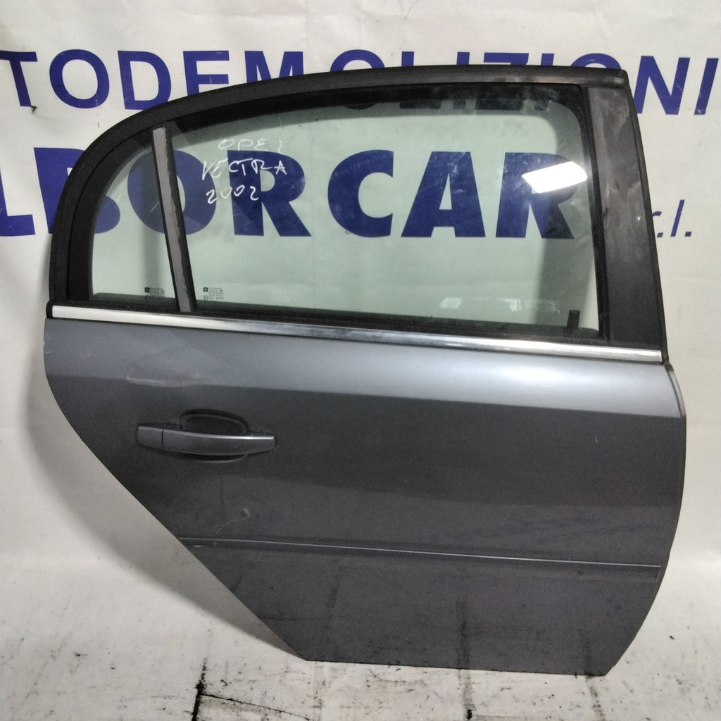 puerta trasera derecha Opel Vectra año 2002
