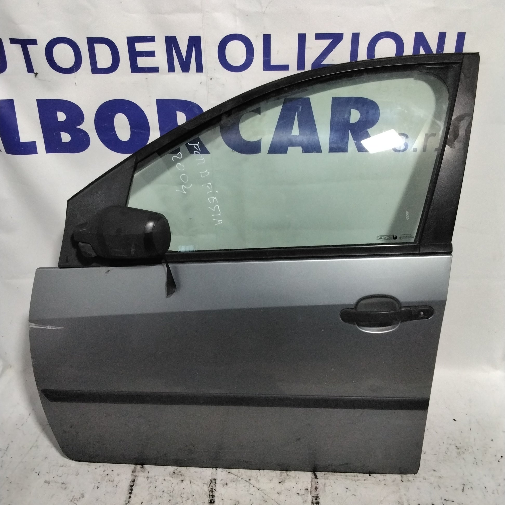 Puerta delantera izquierda (COMPLETA) Ford Fiesta año 2004