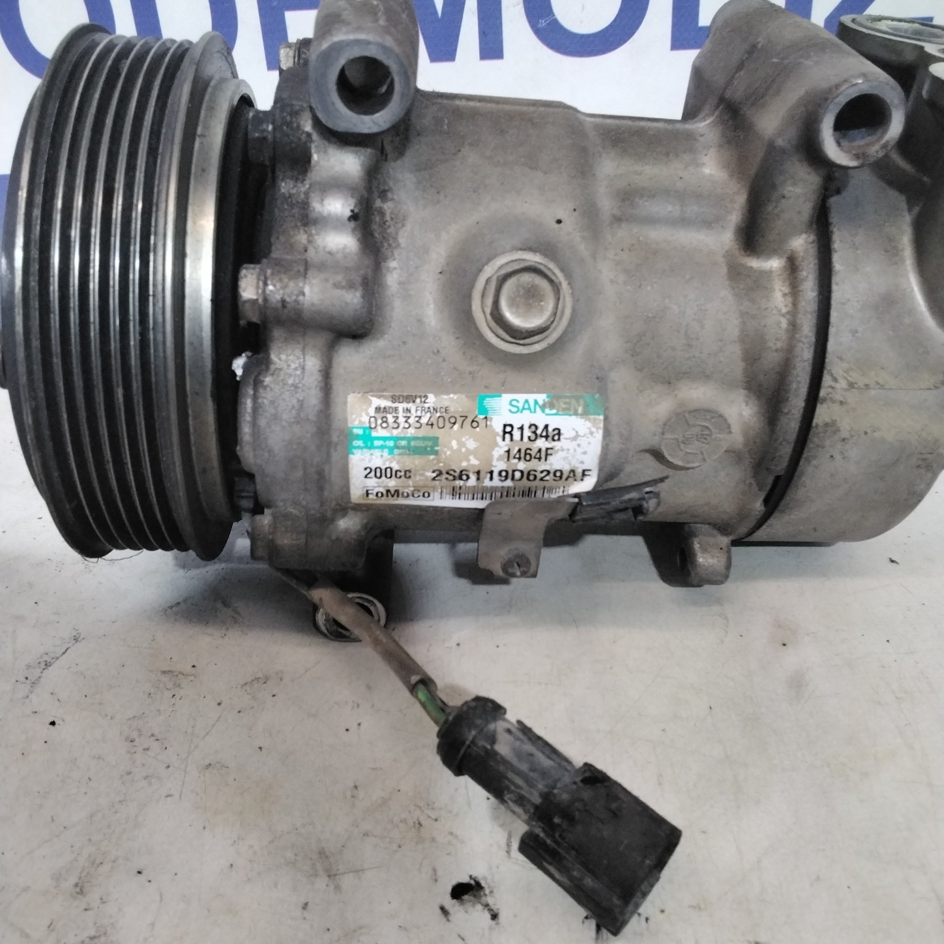 Compressore aria condizionata ford fiesta 1.4 hdi anno 2007 codice:2S6119D629AF