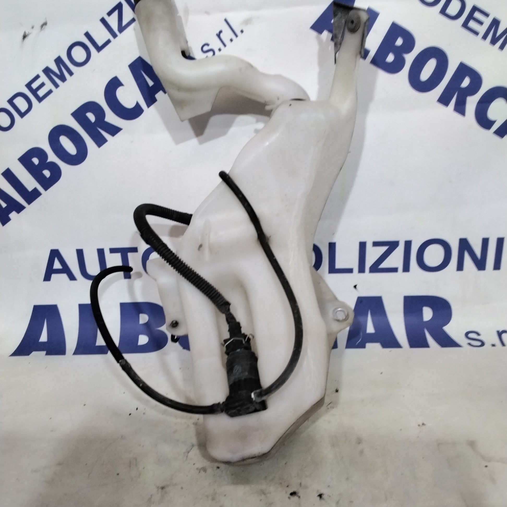 Vaschetta acqua tergicristallo lancia delta 1.6 multijet anno 2009