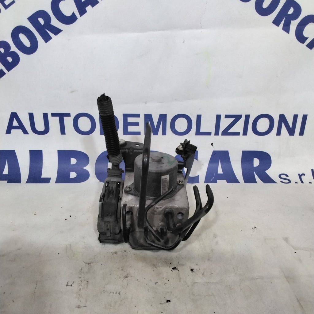 Pompa centralina abs ford S-max 2.0 diesel anno 2007codice:8G912C405AA