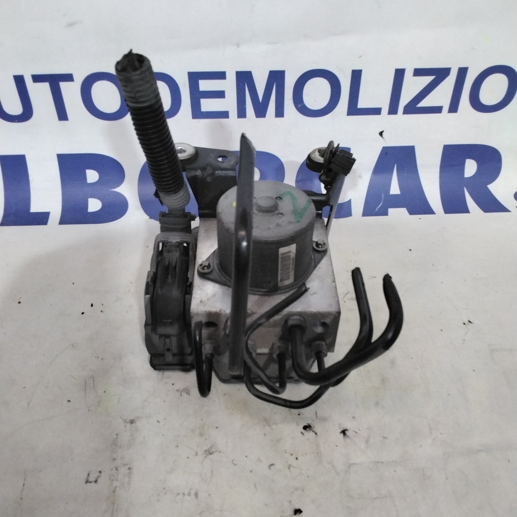 Pompa centralina abs ford S-max 2.0 diesel anno 2007codice:8G912C405AA