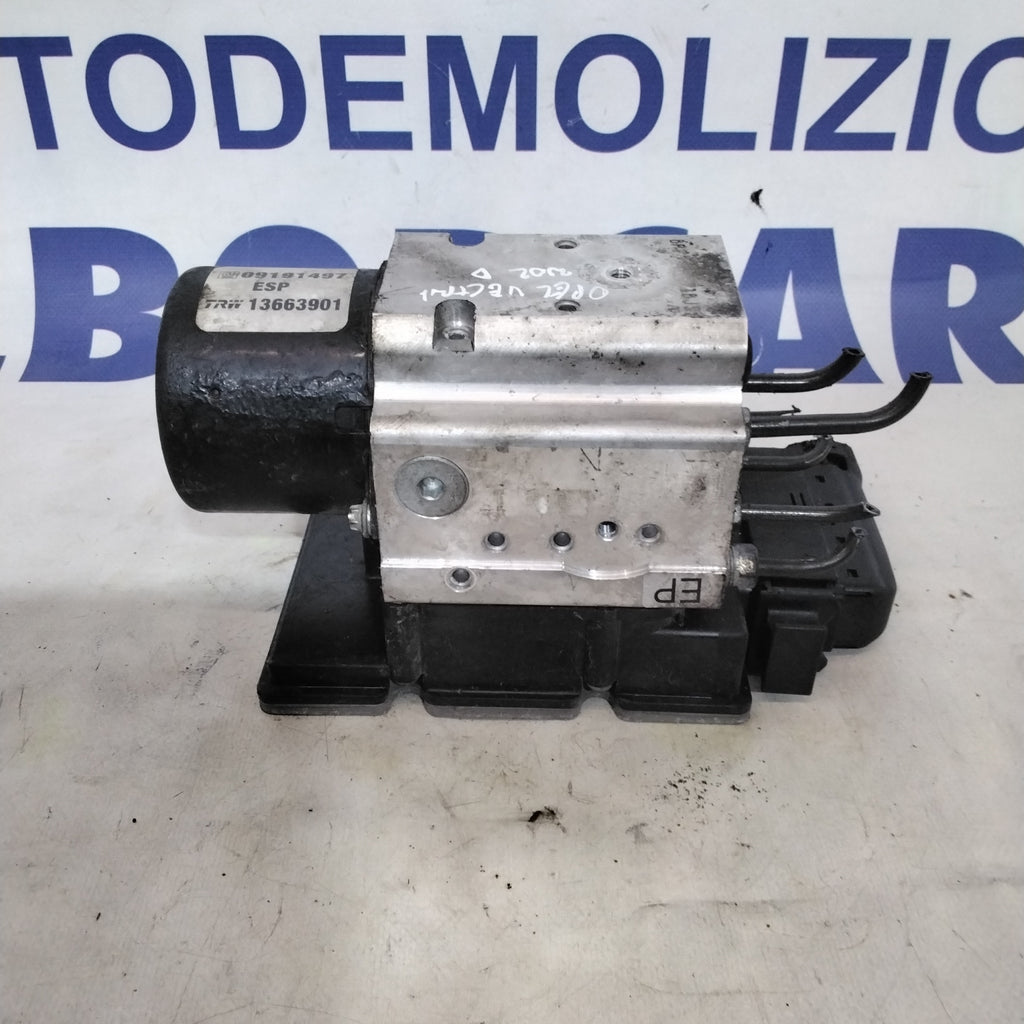 Bomba de la unidad ABS Opel Vectra 2.2 diésel año 2002 código: 54084636H