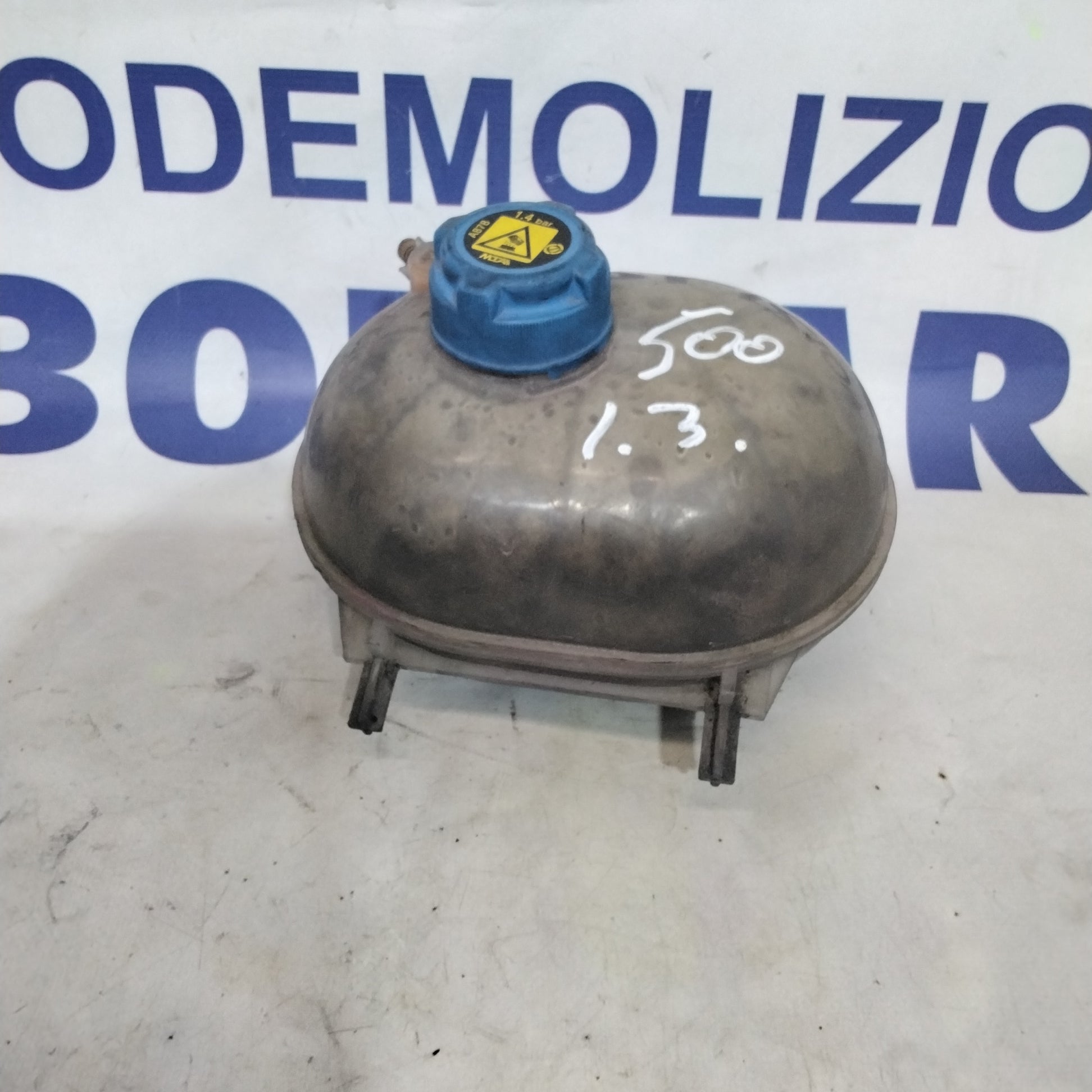 Radiator coolant reservoir Fiat 500 1.3 Multijet year 2007