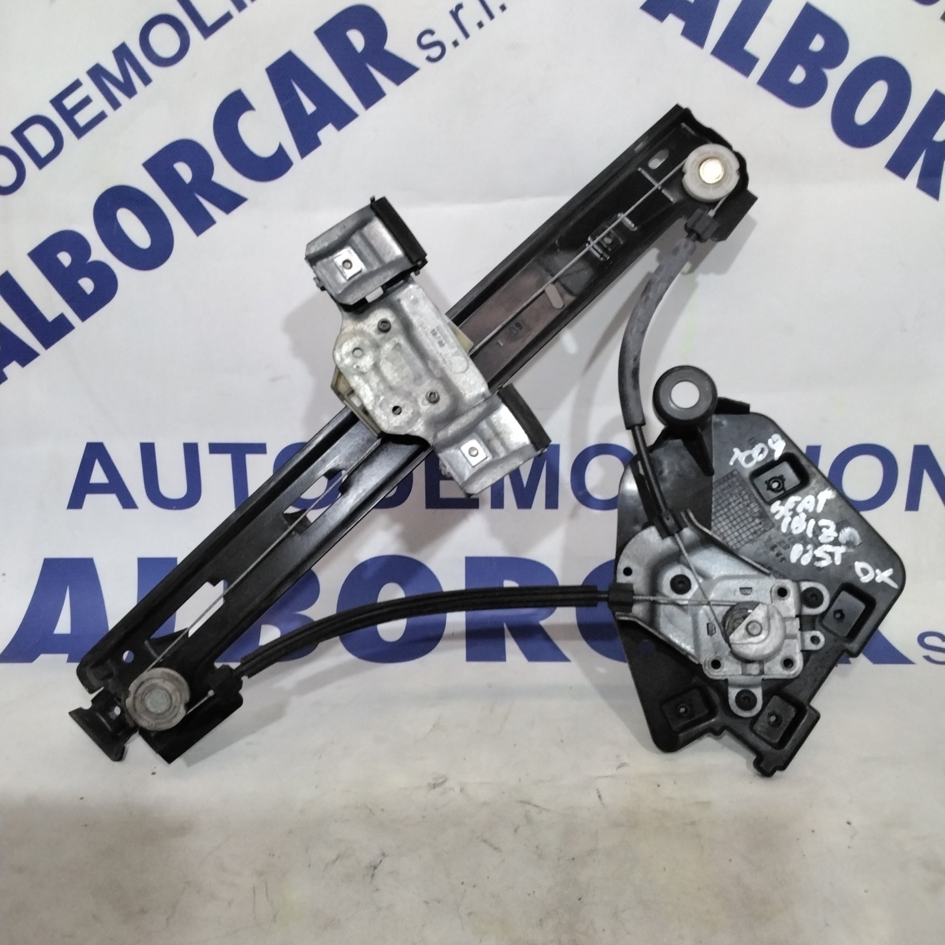 Right rear window regulator seat ibiza year 2009 code:6J4839462B