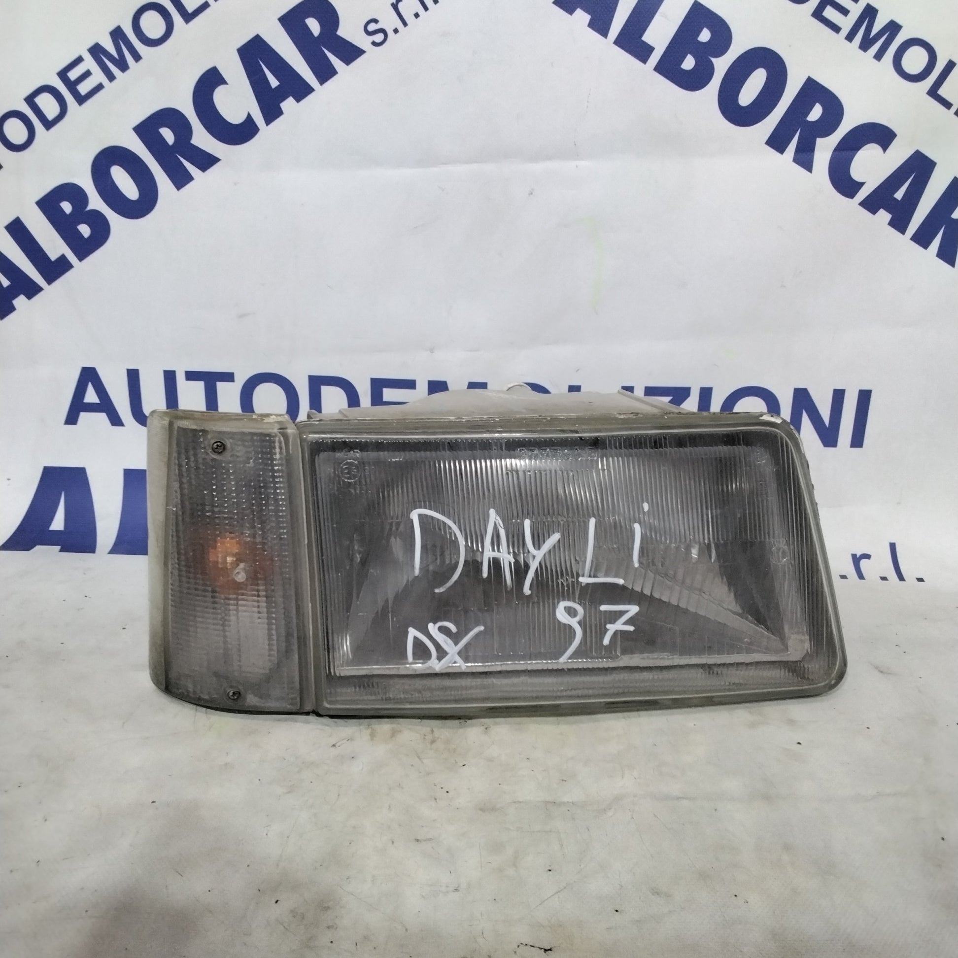 Faro fanale destro iveco daily anno 1997