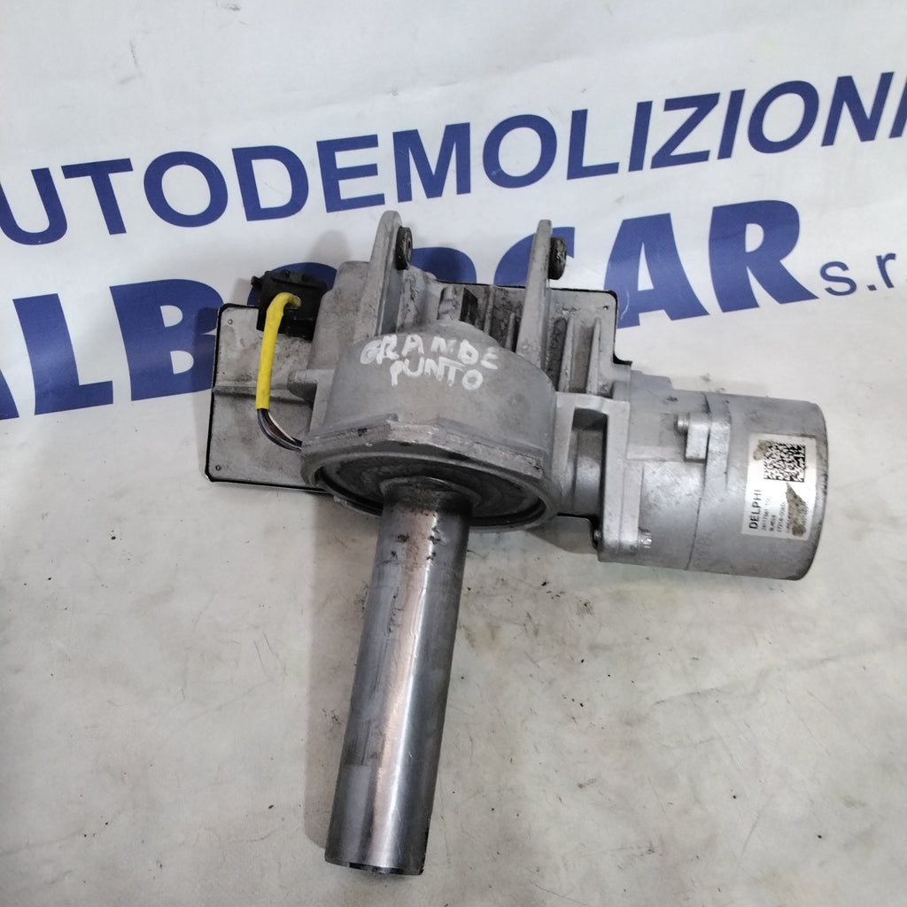Columna de dirección Fiat Grande Punto 1.4 gasolina año 2007 código: 26117861