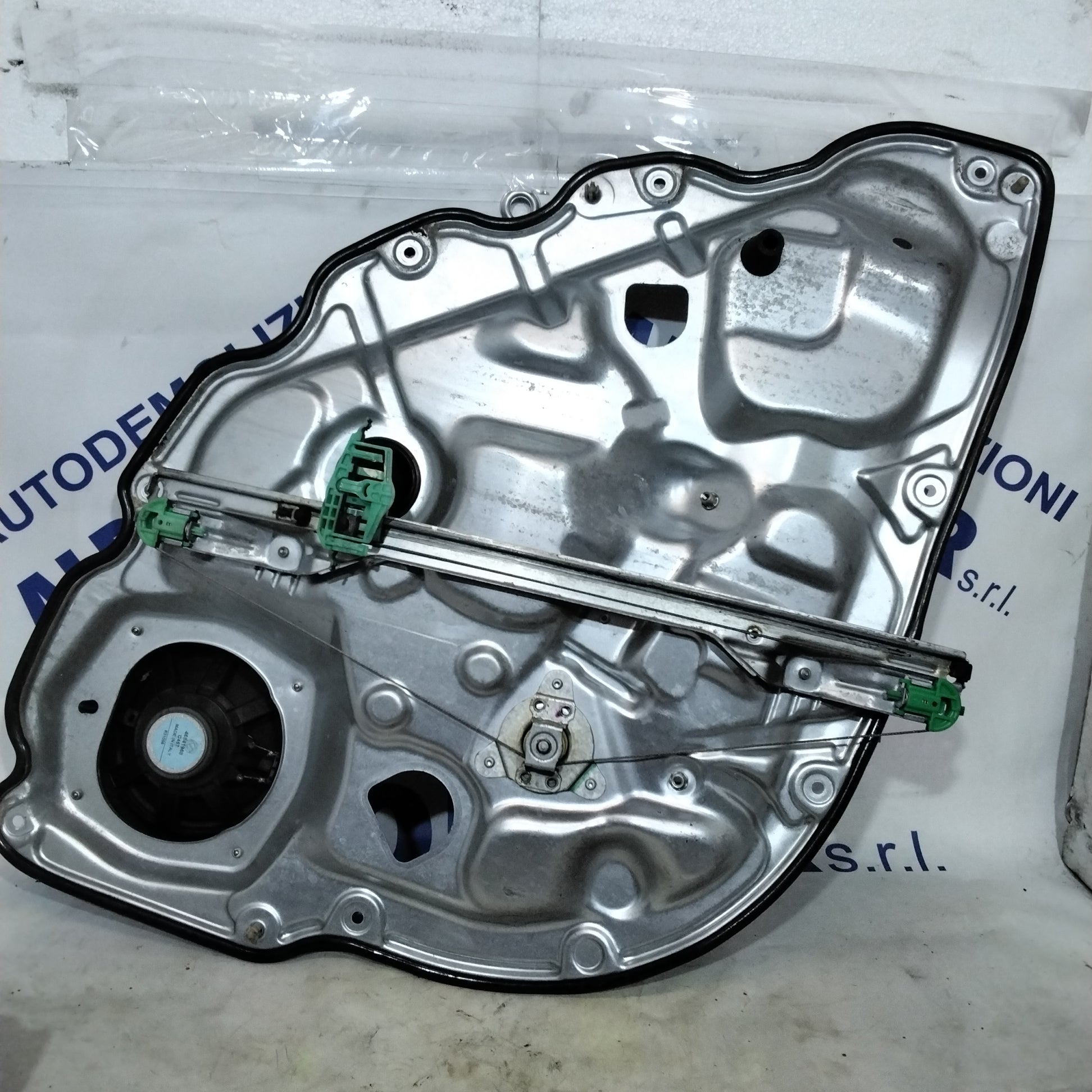 alzavetro completo posteriore destra fiat idea anno 2005