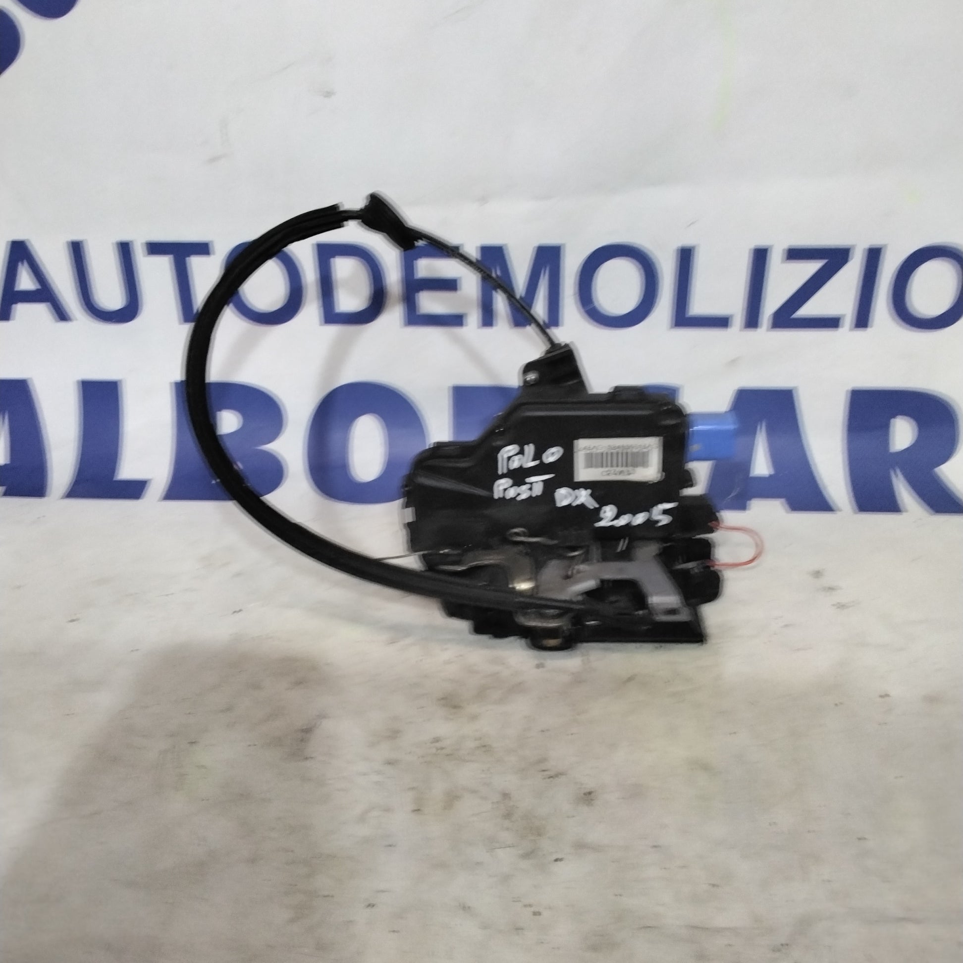 Serratura porta posteriore destra volkswagen polo anno 2005 codice:3B4839016AG