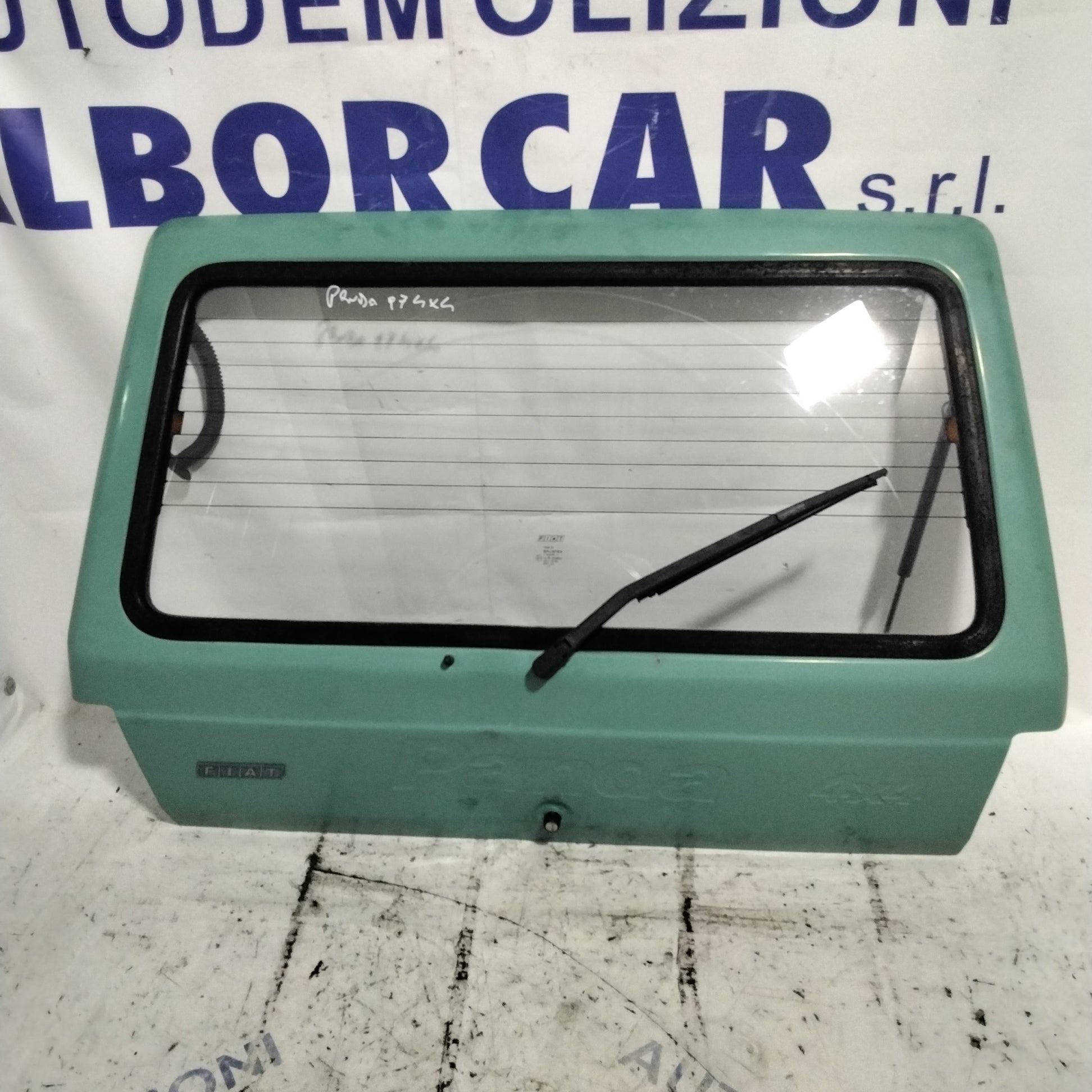 Portón trasero Fiat Panda 4x4 año 1996