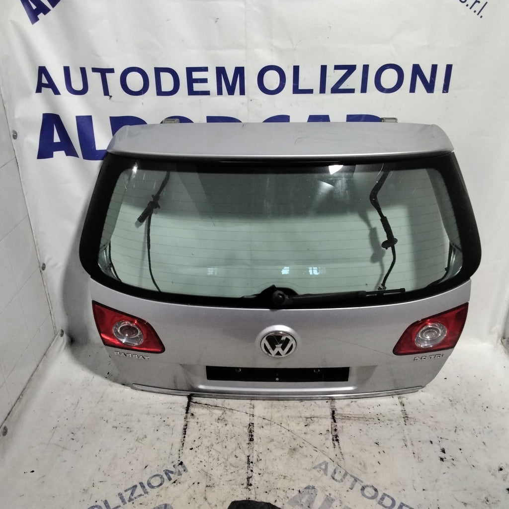 Rear trunk lid Volkswagen Passat year 2009