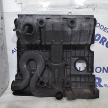 Carica l&#39;immagine nel visualizzatore di Gallery, Copri motore + porta filtro aria seat ibiza 1.2 benzina 12V anno 2003 codice:44609285
