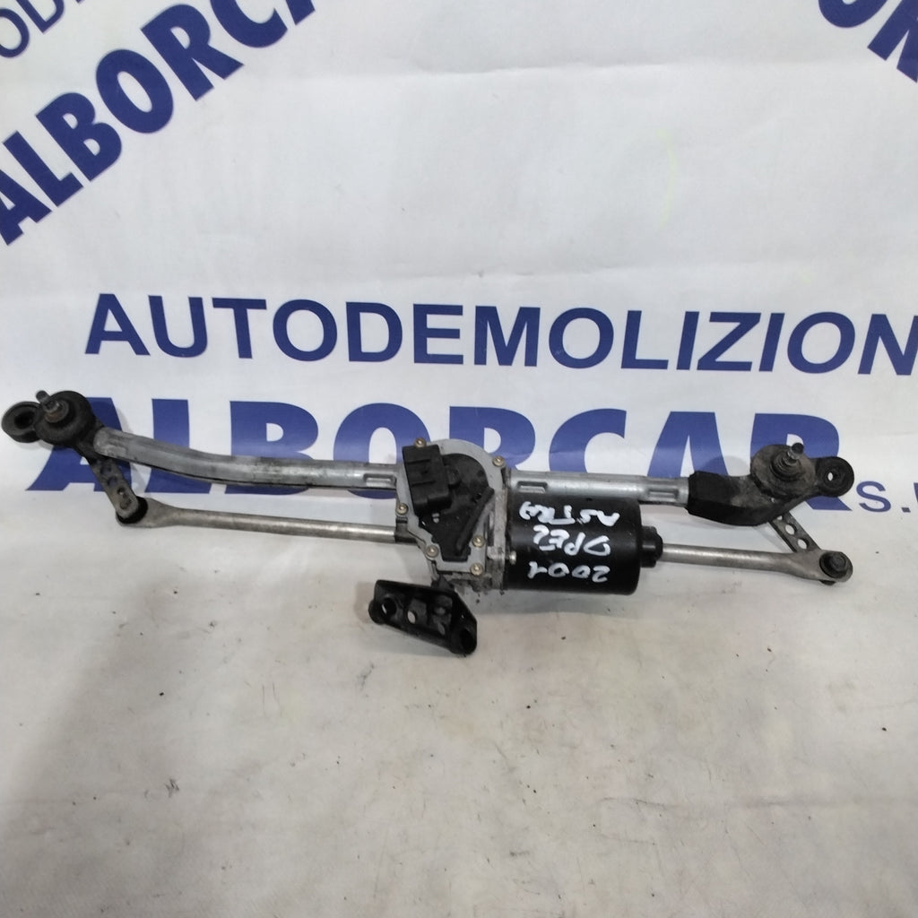 Opel Astra windshield wiper motor year 2001 code:0390241141