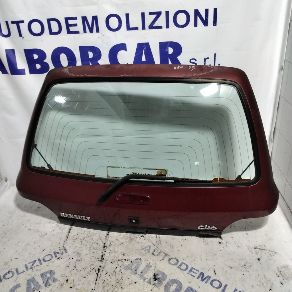 Cofre trasero Renault Clio año 1995