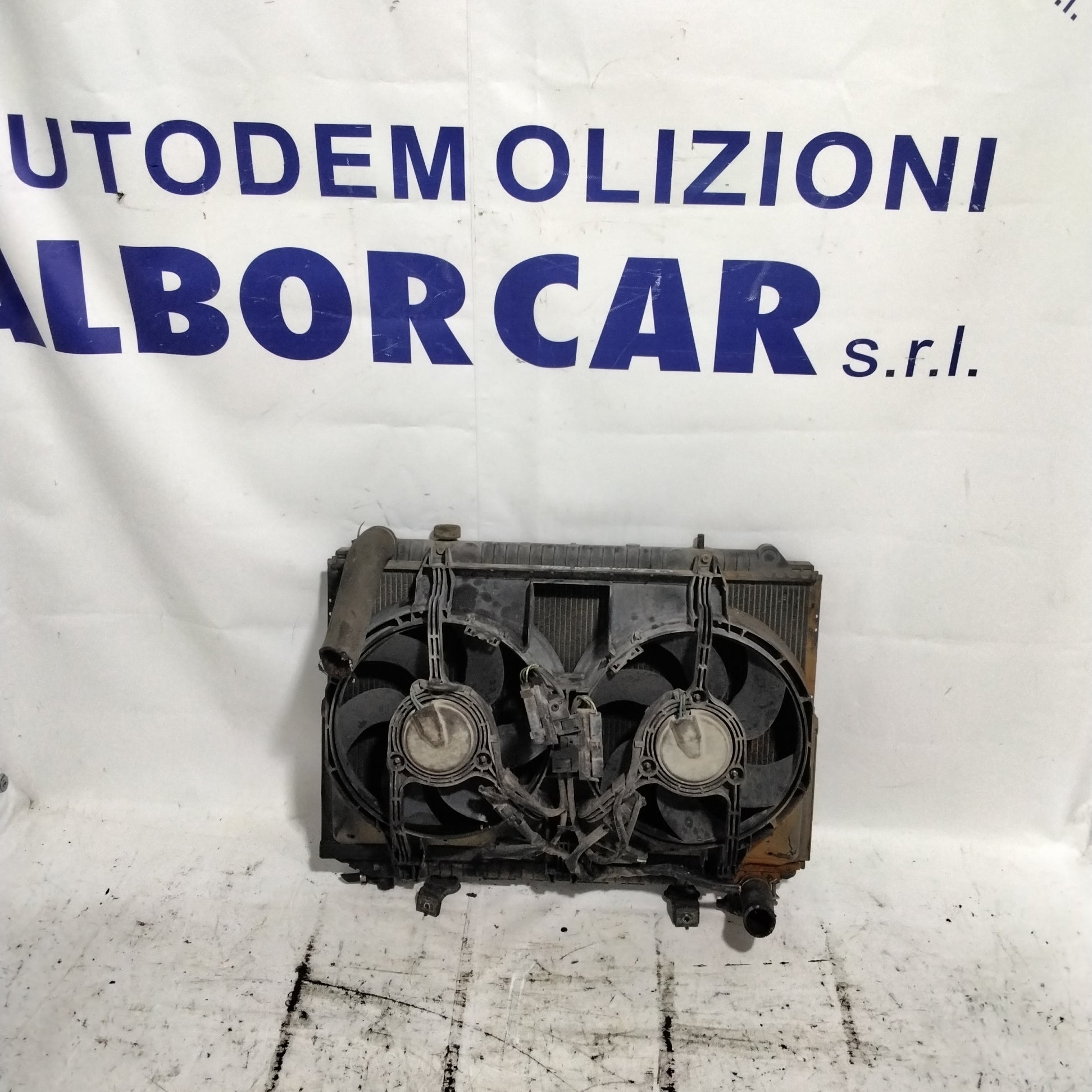 Radiador (completo) Nissan Vanette 2.3 diésel año 1987/1995