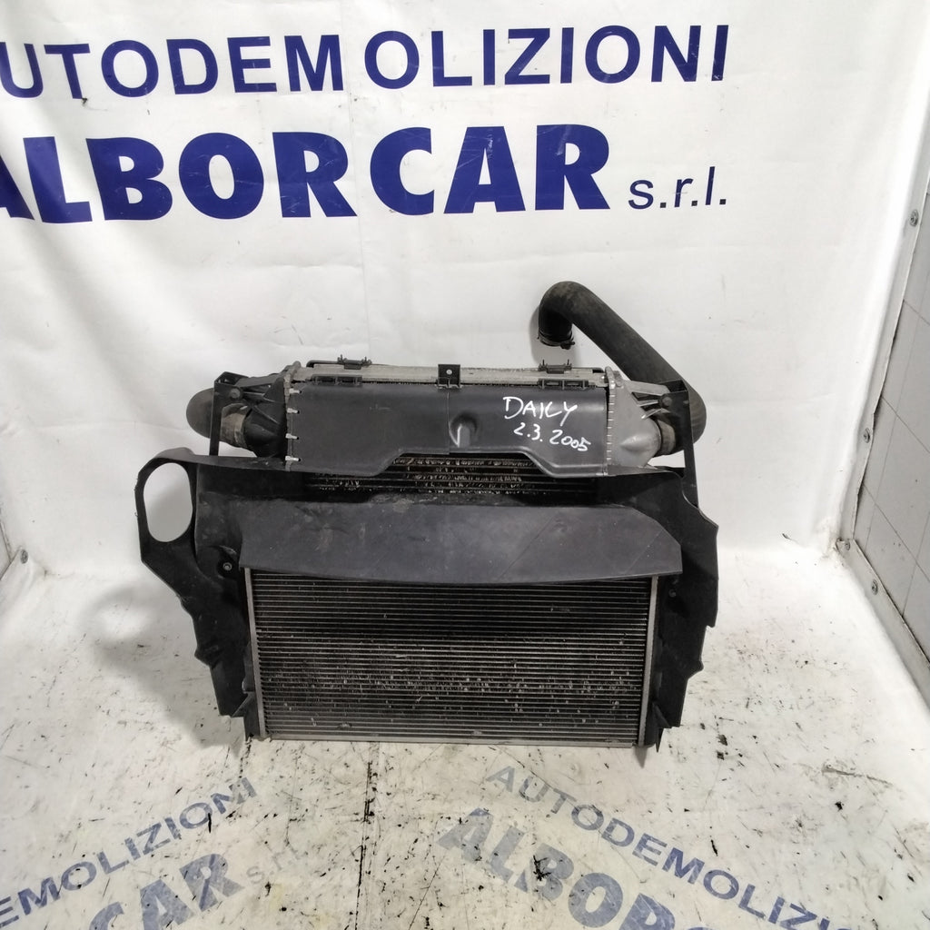 Radiador (completo) Iveco Daily 2.3 diésel año 2005