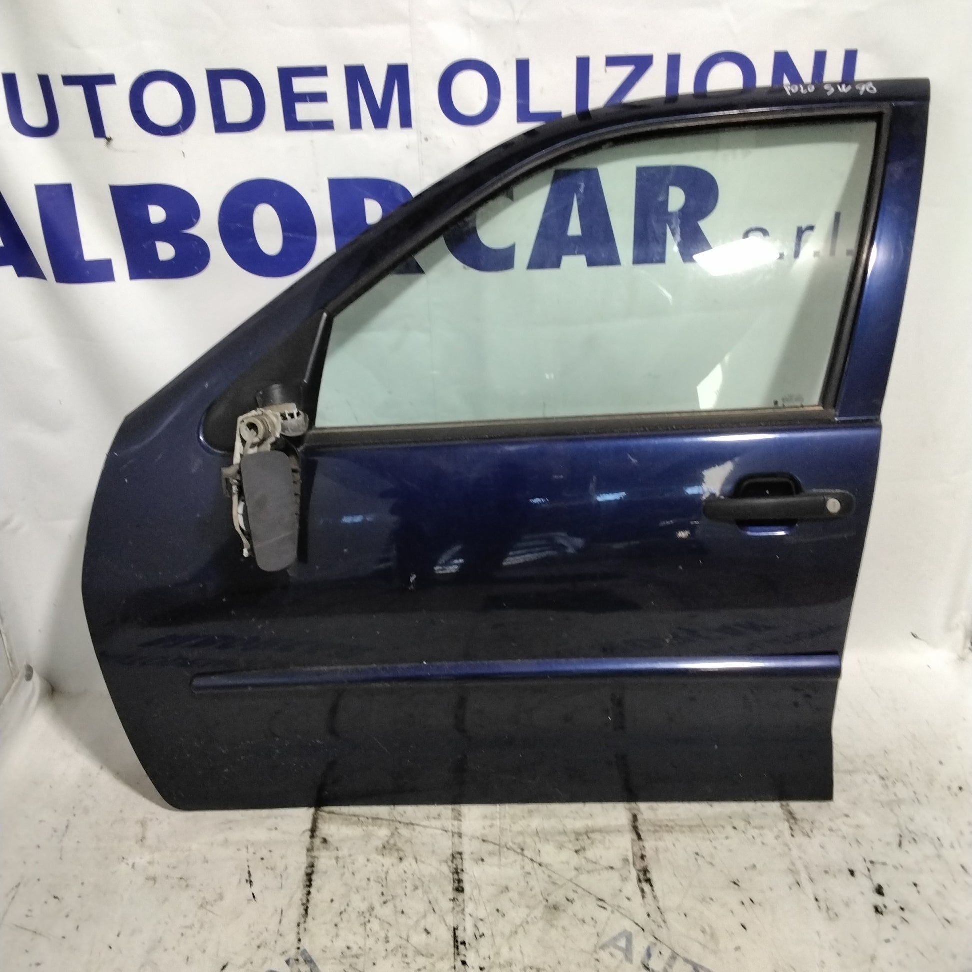 Left front door Volkswagen Polo SW year 1998