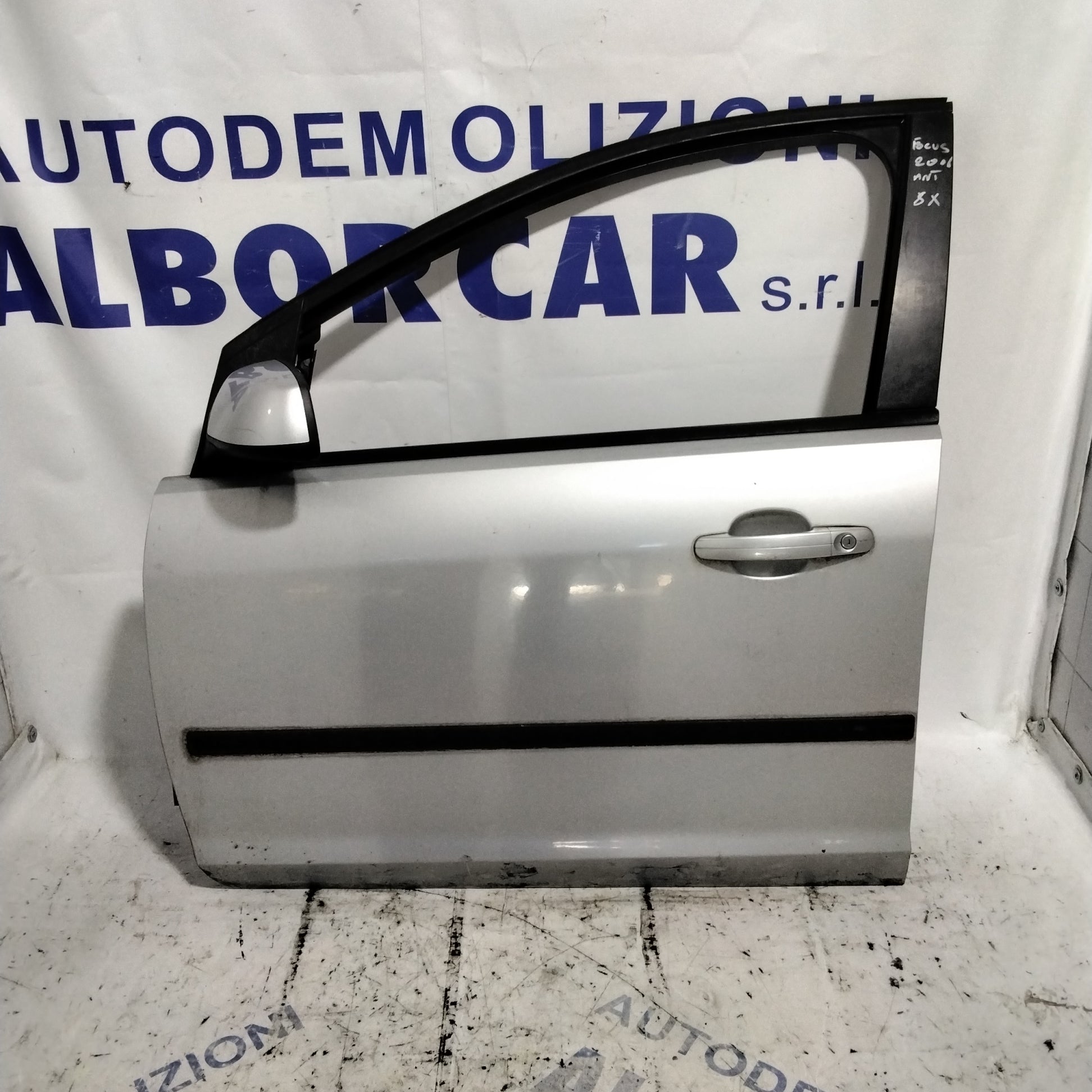 Puerta delantera izquierda Ford Focus año 2006