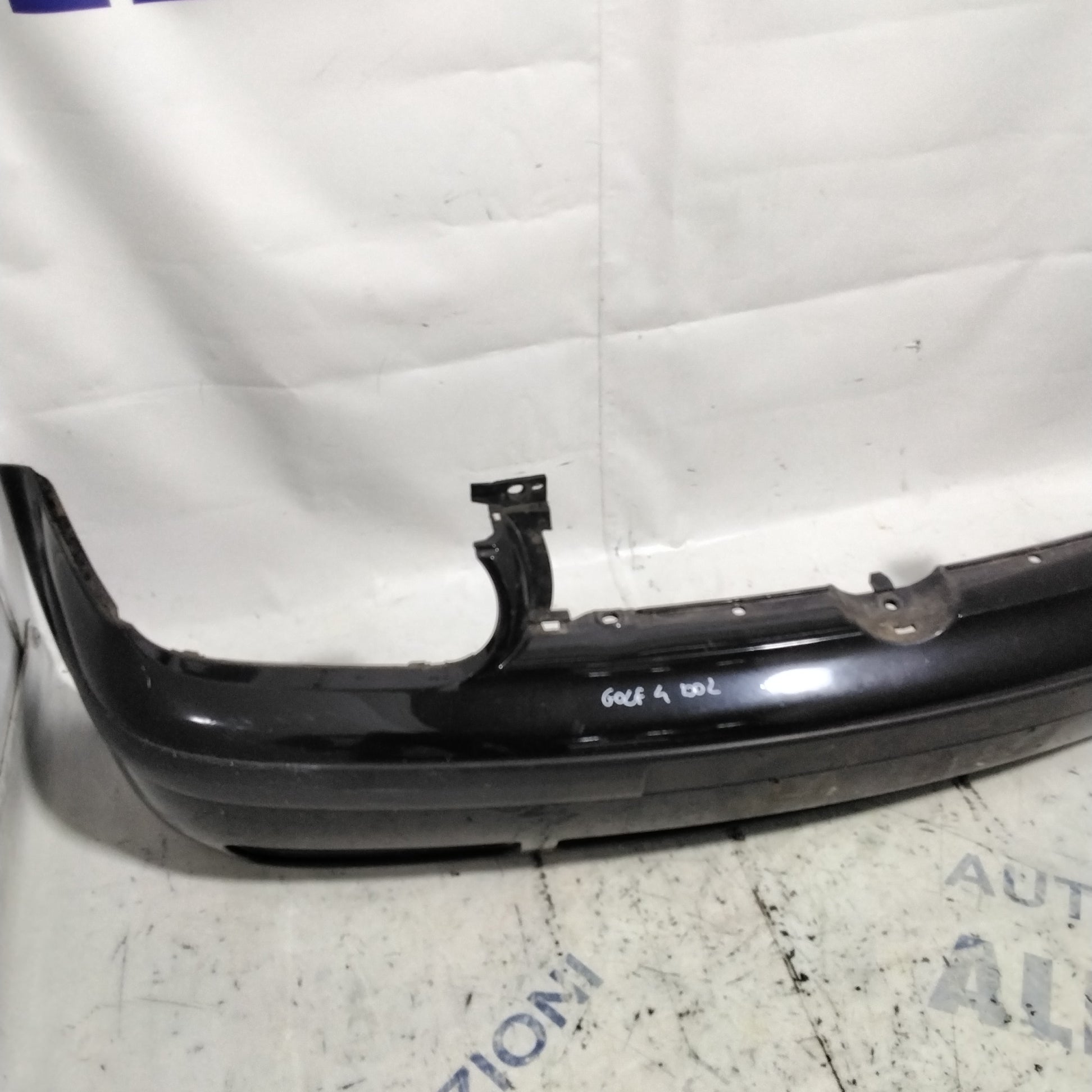 Paraurti anteriore volkswagen golf 4 anno 2002