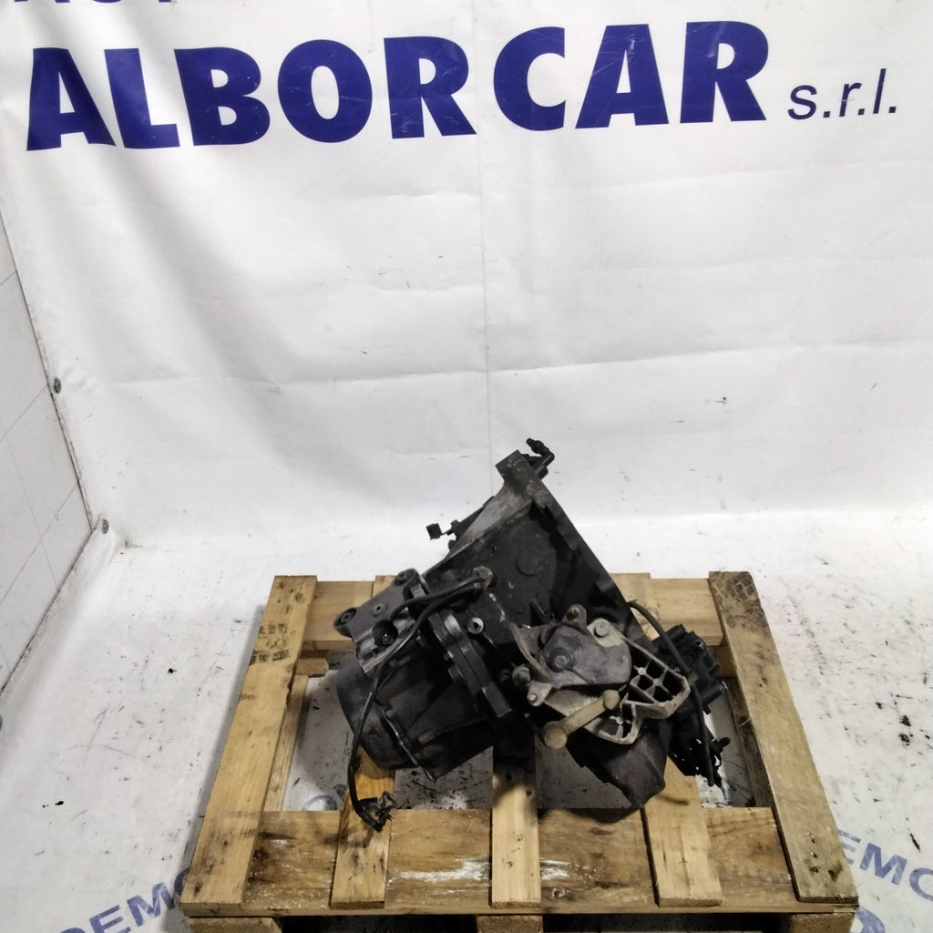 Cambio Citroën C3 1.6 diésel año 2003