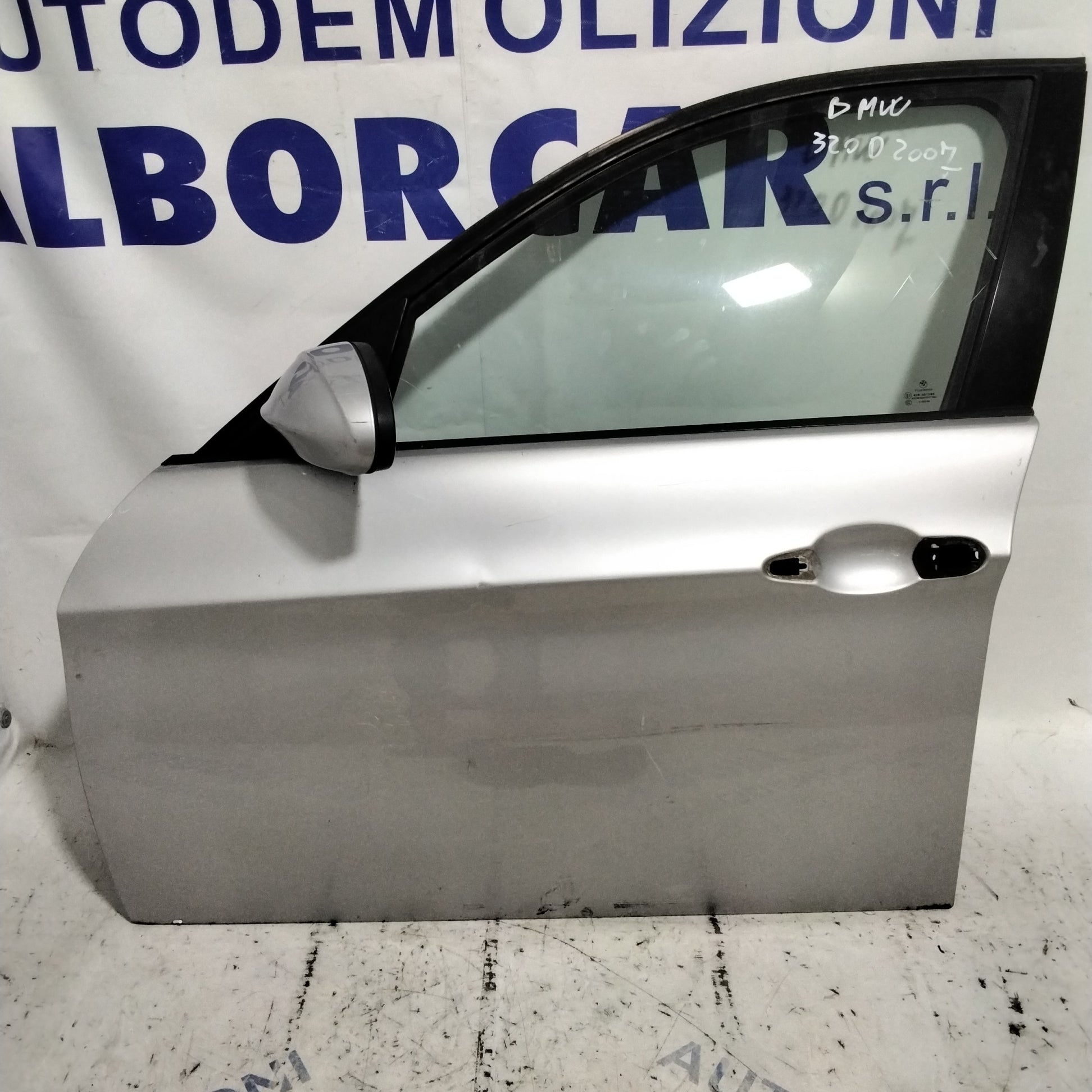Sportello anteriore sinistra bmw 320 anno 2007