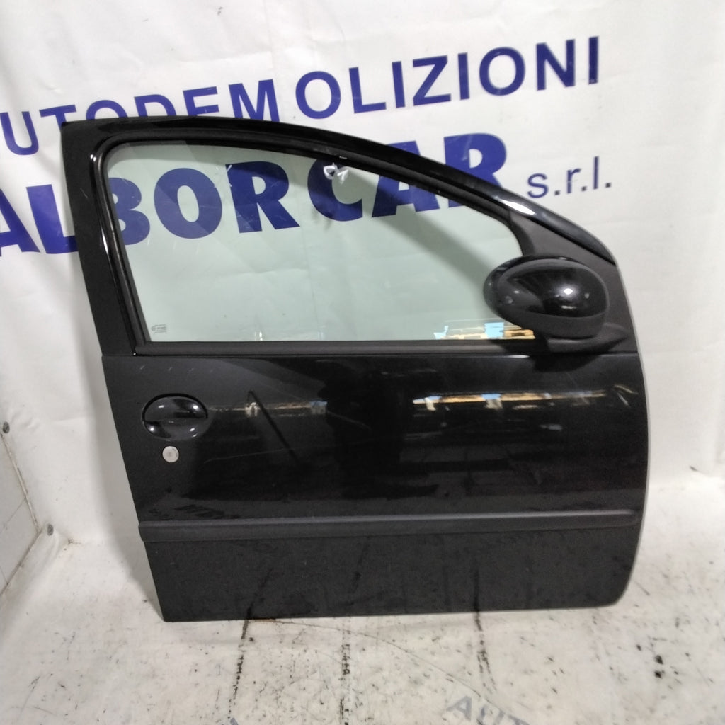 Right front door (complete) Citroen C1 year 2006