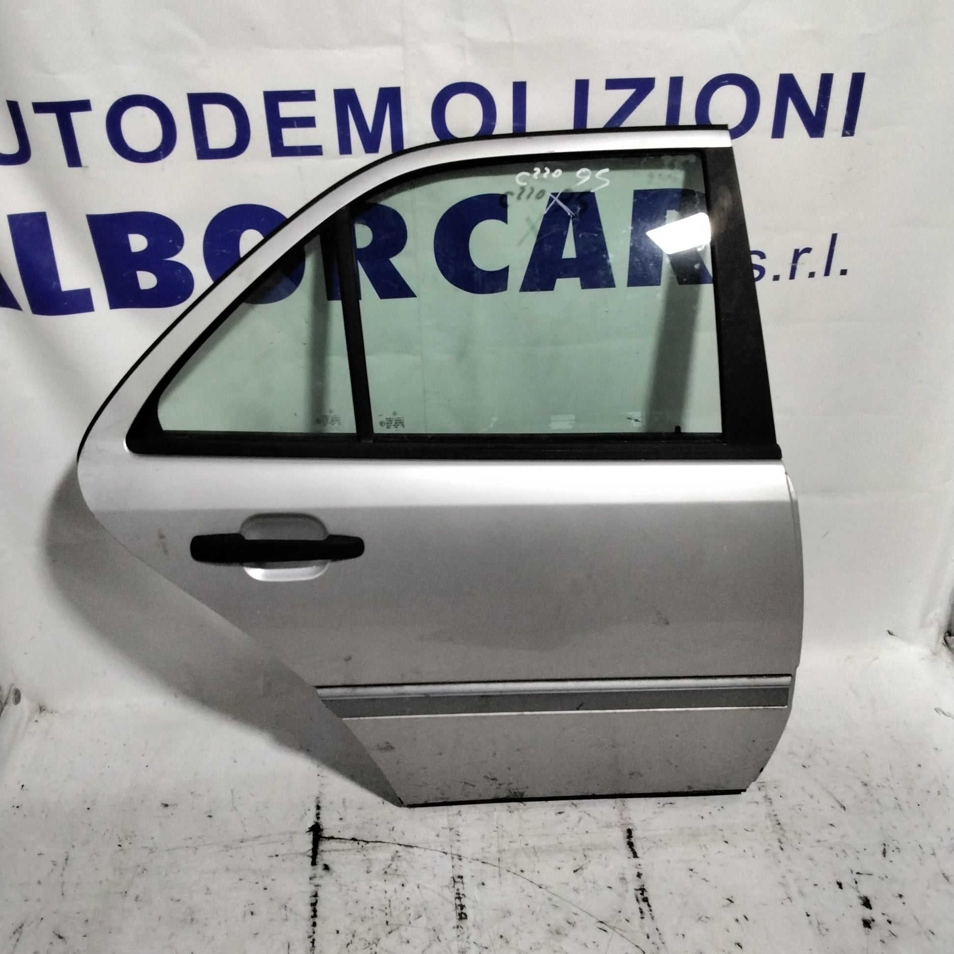 Sportello posteriore destro mercedes c220 anno 1995