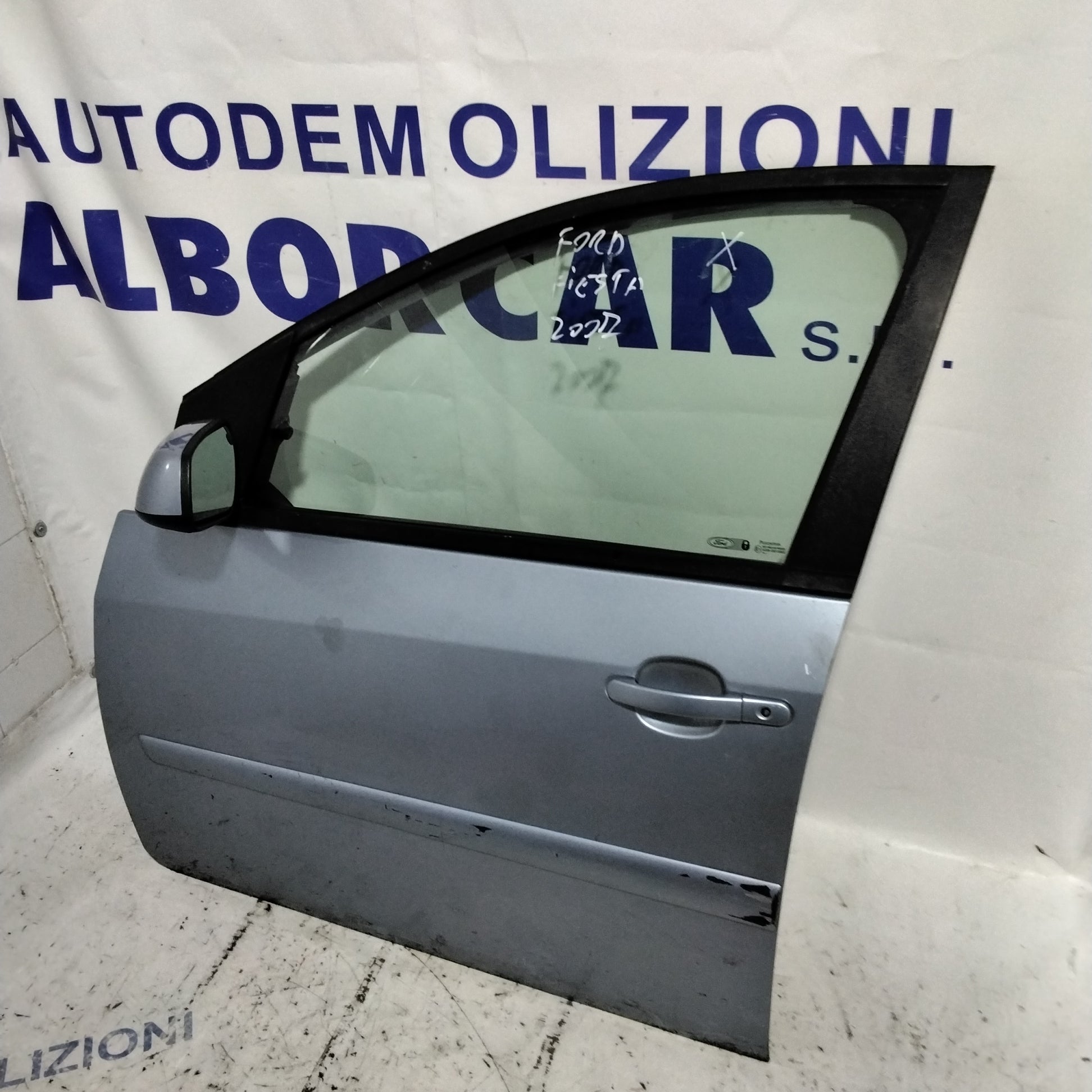 Sportello anteriore sinistra ford fiesta anno 2007