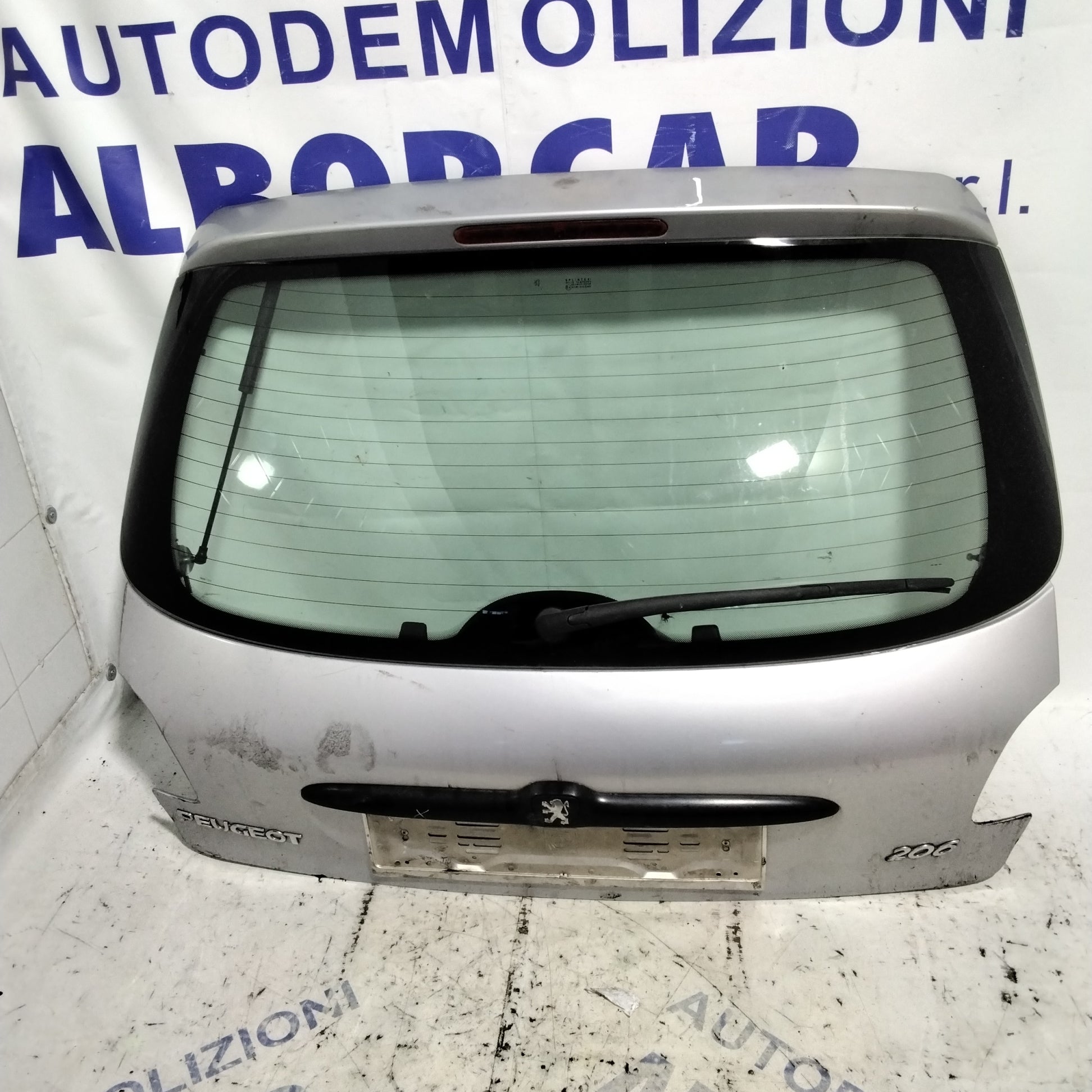 Rear tailgate (complete) Peugeot 206 year 2004