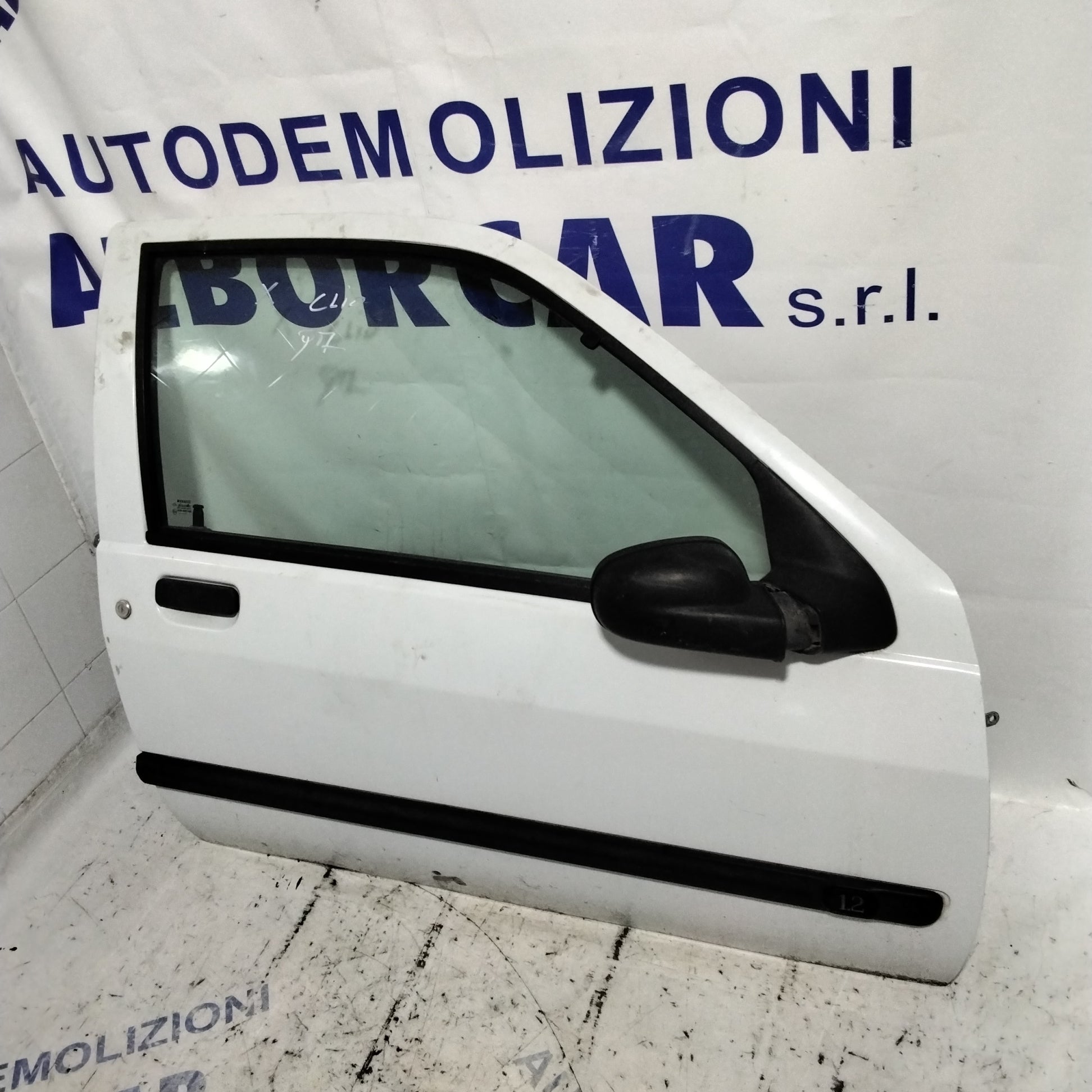 Sportello anteriore destro renault clio anno 1997 3 porte