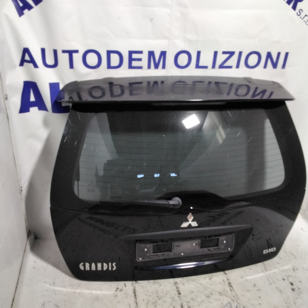 Mitsubishi Grandis 2005 tailgate