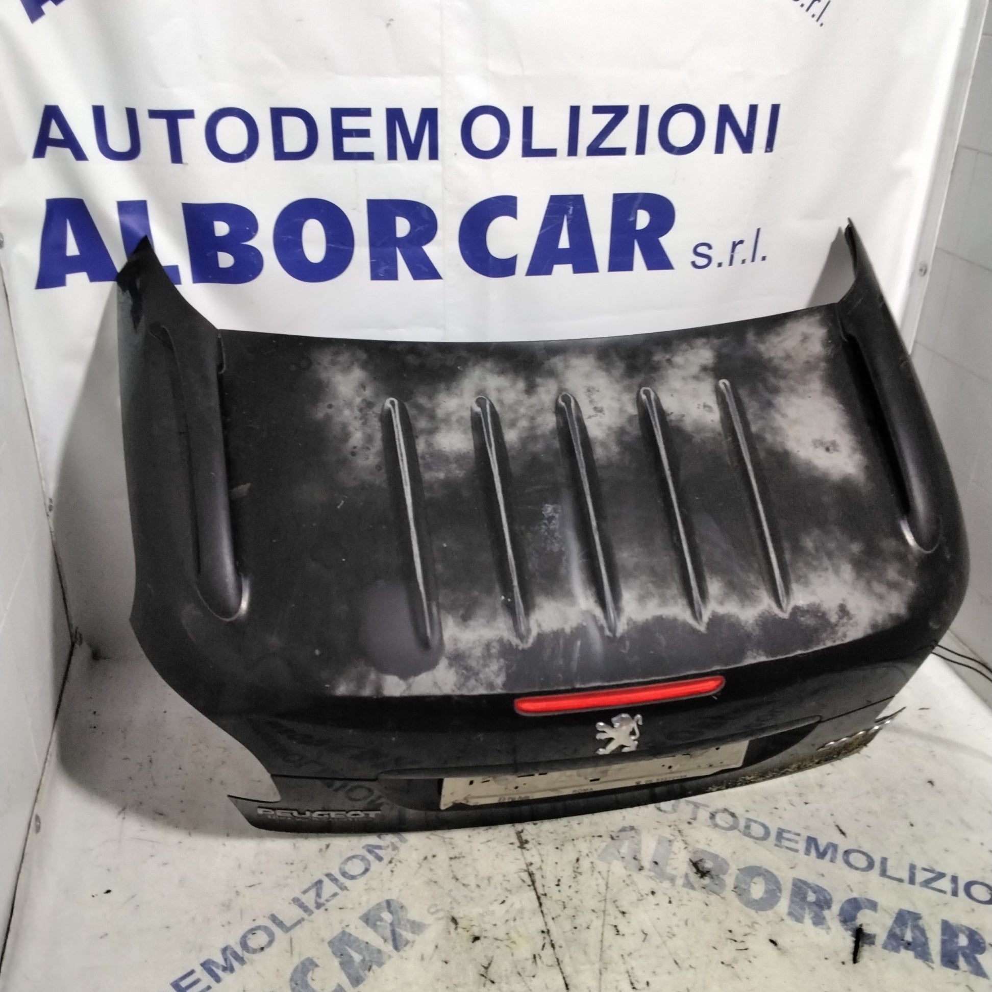 Rear trunk lid Peugeot 206cc year 2004